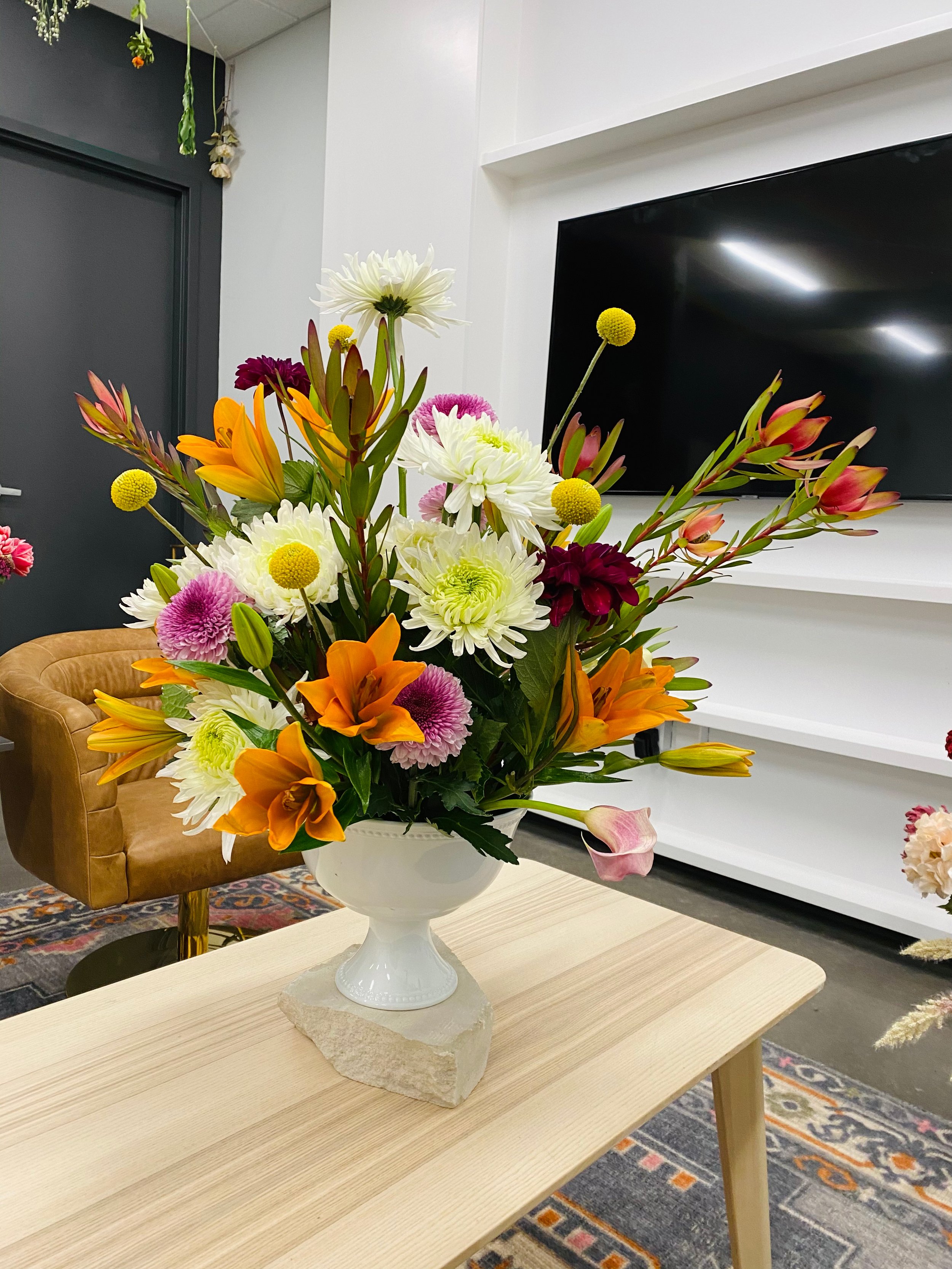 CUSTOM ARRANGEMENT