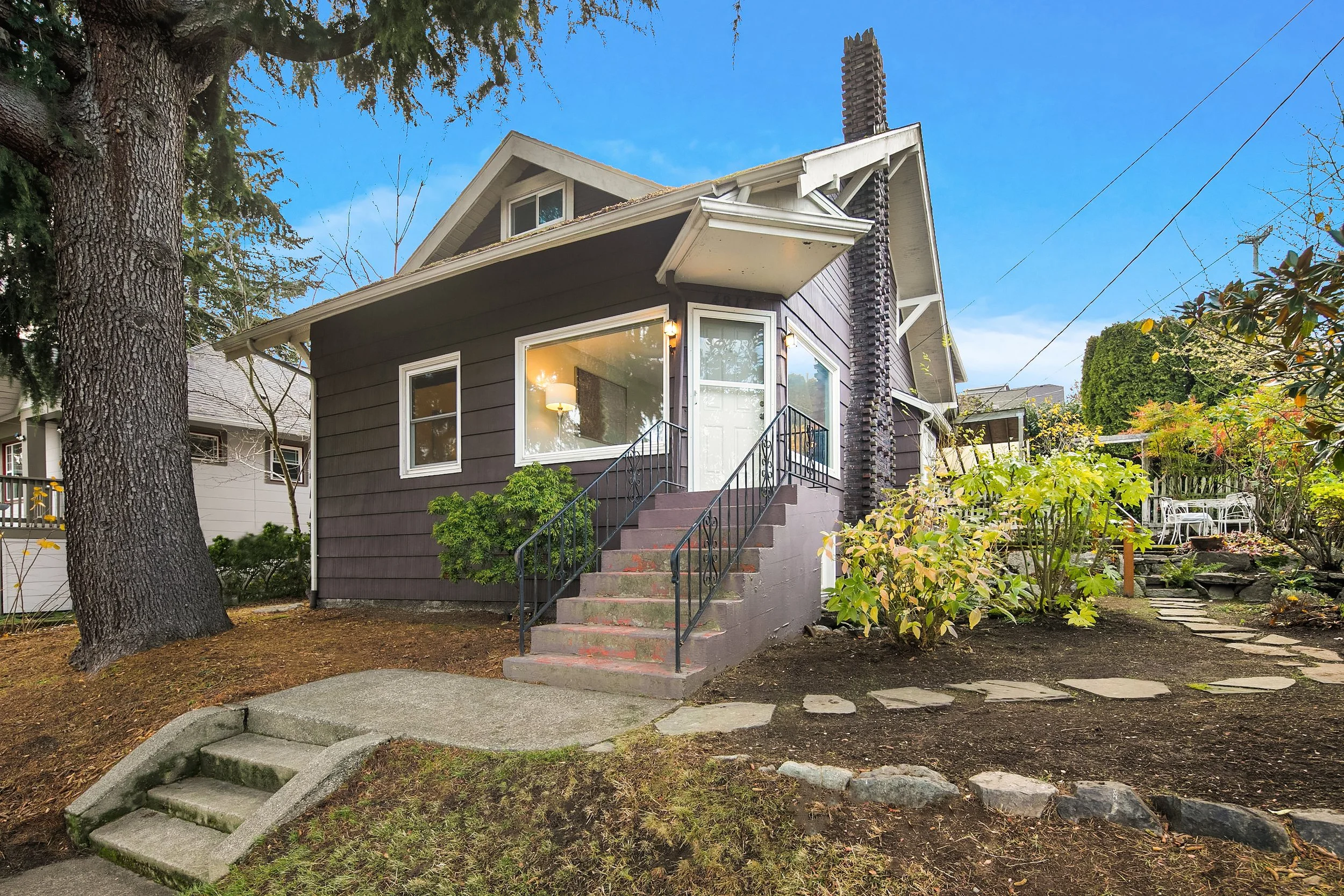 4817 Whitman Ave N, Seattle WA 98103