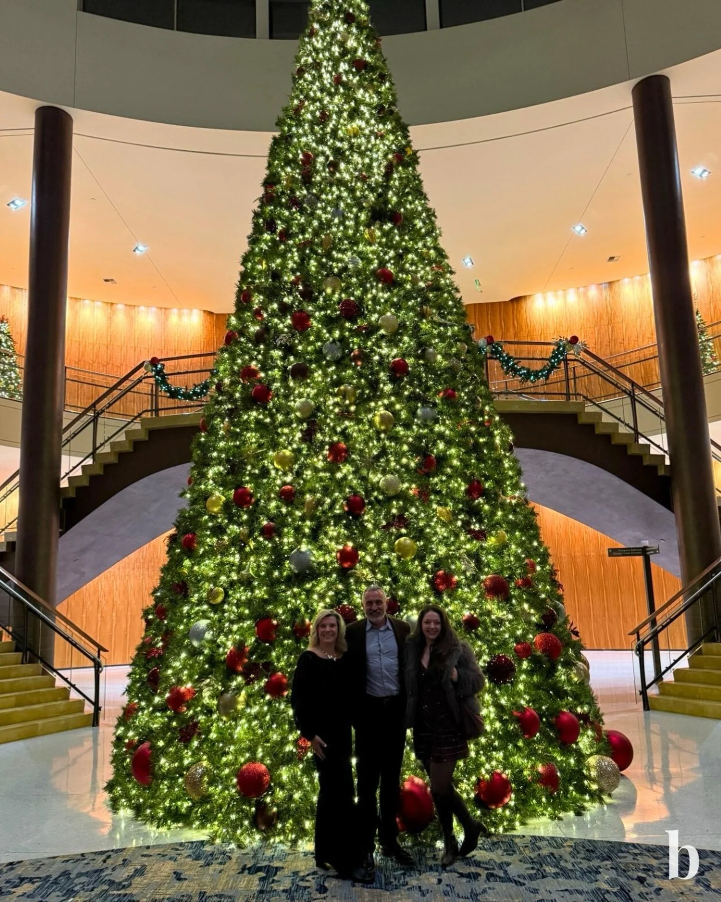 Last Friday, we enjoyed a festive night out with our Windermere East, Inc. family. 🎄

Grateful for the chance to step away from our desks, celebrate together and toast another year of serving our clients and community! 🥂

#badgleyhomes #wearewinder