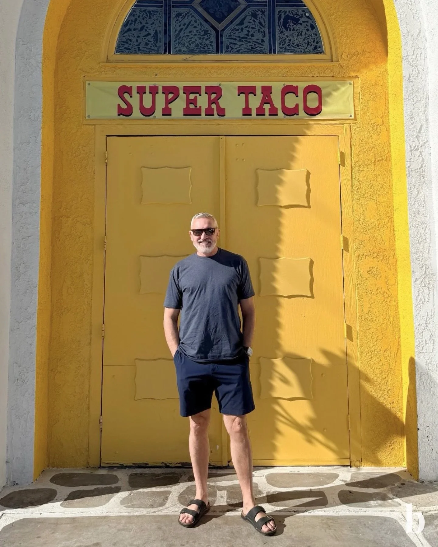 Sunshine, good vibes and maybe a taco or two. Happy Cinco de Mayo! 🌮

#cincodemayo #supertaco #badgleyhomes #neighborhood #tacos