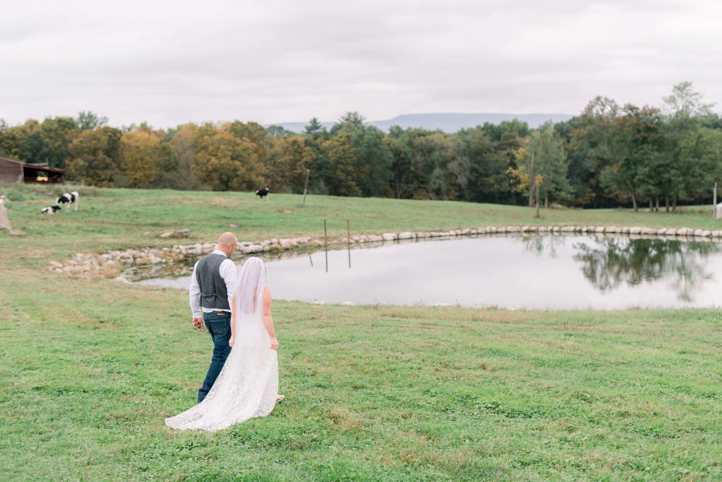 NicoleDeTonePhotography_Carolyn+Daryl_10.9.21-621.jpg