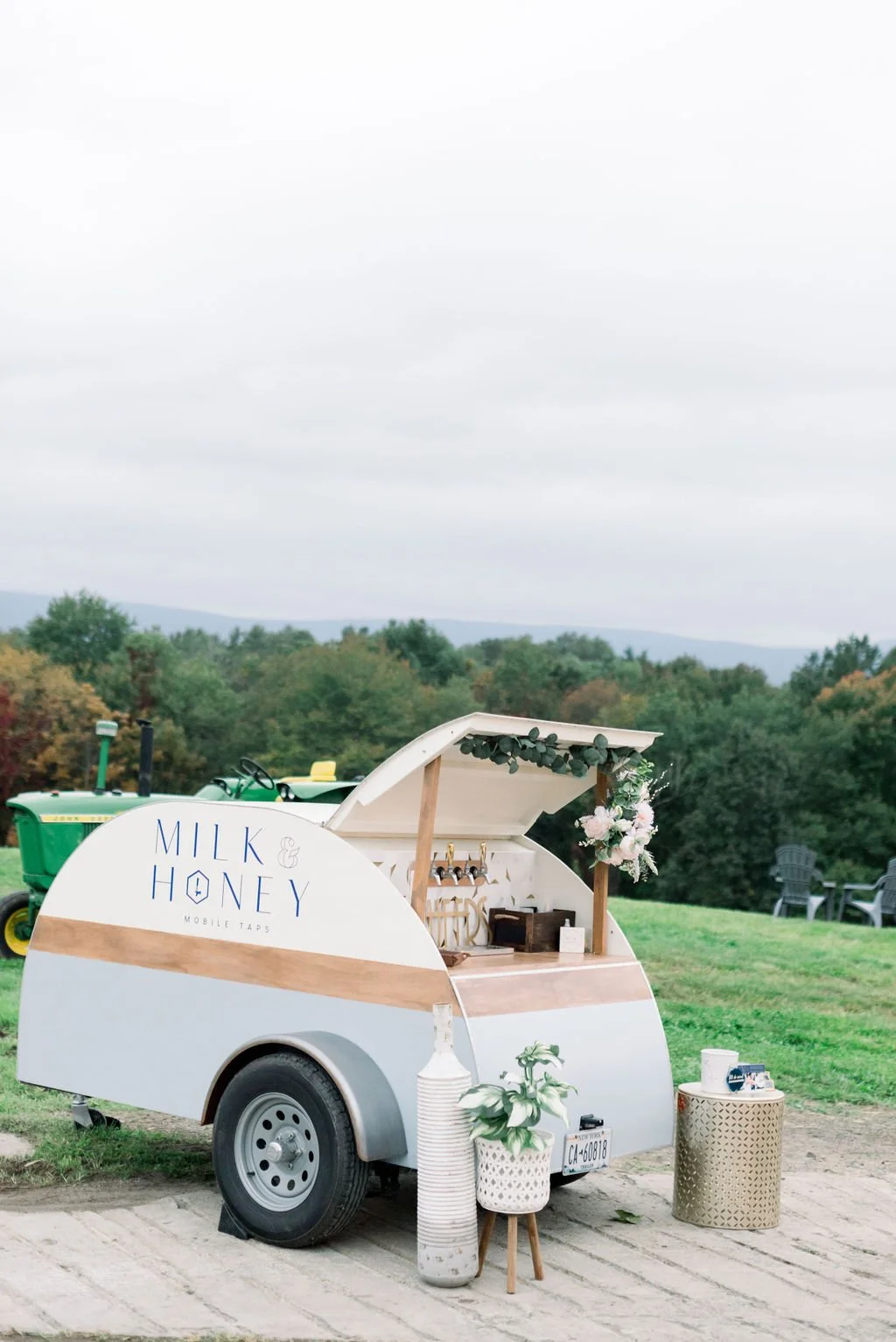 NicoleDeTonePhotography_Carolyn+Daryl_10.9.21-726.jpg