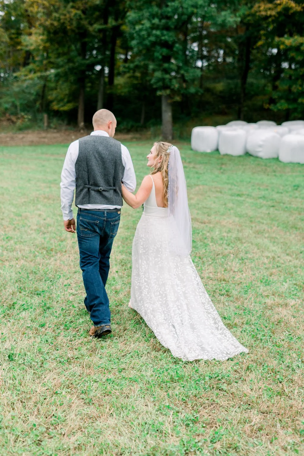 NicoleDeTonePhotography_Carolyn+Daryl_10.9.21-537.jpg