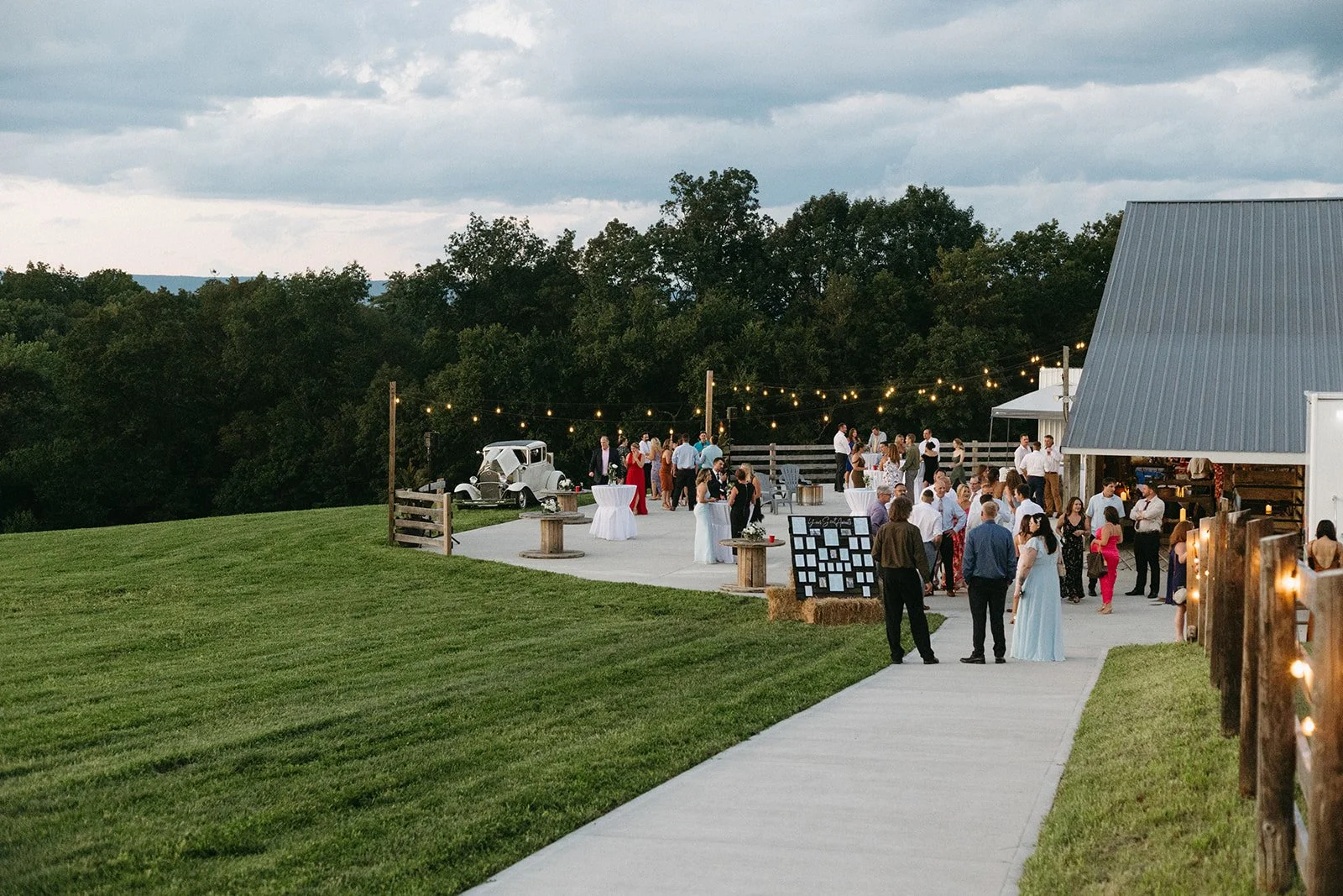 B+C WEDDING-667.jpg