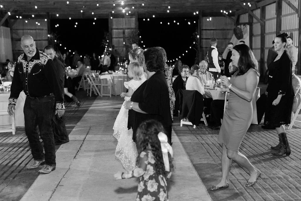 NicoleDeTonePhotography_Carolyn+Daryl_10.9.21-805.jpg