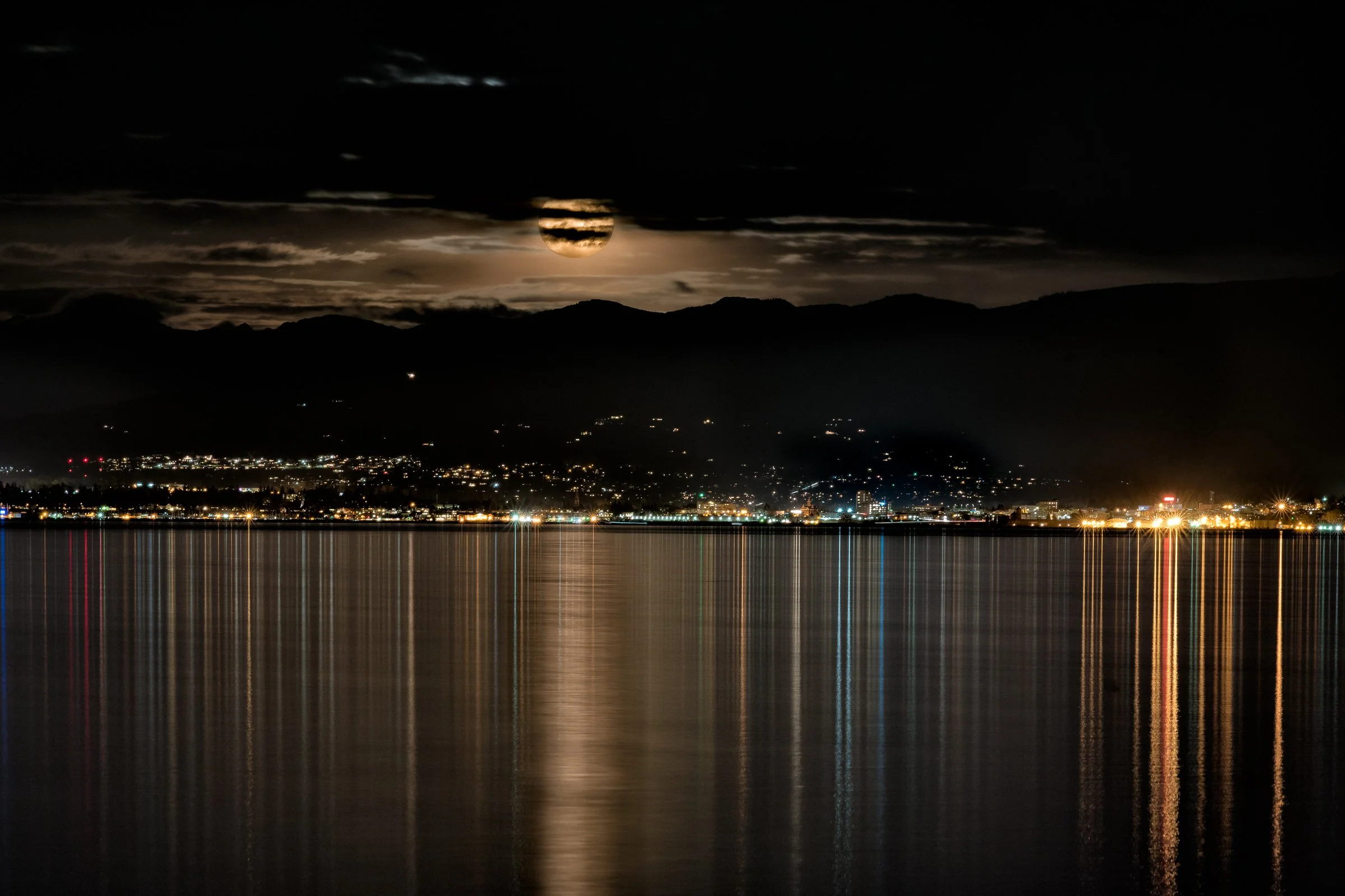 Supermoon Reflection.jpg