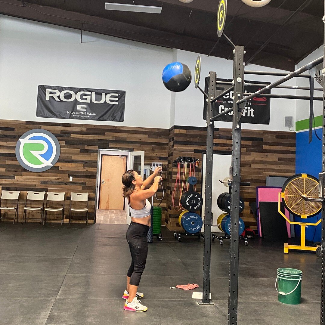 SNATCH IS SNATCH DOES

PERFORMANCE

AMRAP in 8 min
16 cal Ski
2 Rope Climbs, 15'
16 Dumbbell Snatch (8 each arm), 50#/35#
16 Single Arm Overhead Squats(8 each arm), 50#/35#

Rest 2 min

AMRAP in 12 min
16 cal Ski
2 Rope Climbs, 15'
16 Dumbbell Snatch