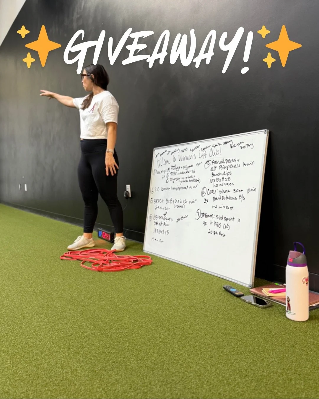 ✨GIVEAWAY✨

As a thank you for continuing to support me, it&rsquo;s time for a GIVEAWAY 👏

(Starting today, 2/5/2026 to 2/11/2026. The winner will be announced Thursday, 2/12/2026)

Phoenix/Scottsdale locals: 
ONE winner will receive a FREE Women&rs