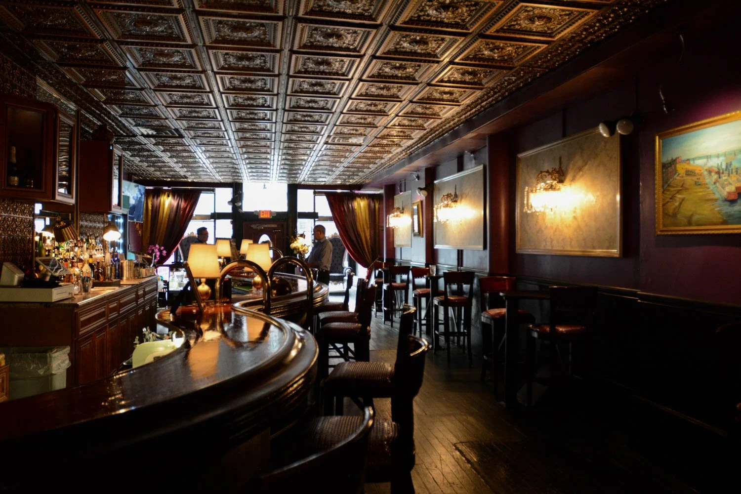 Bar photo 1