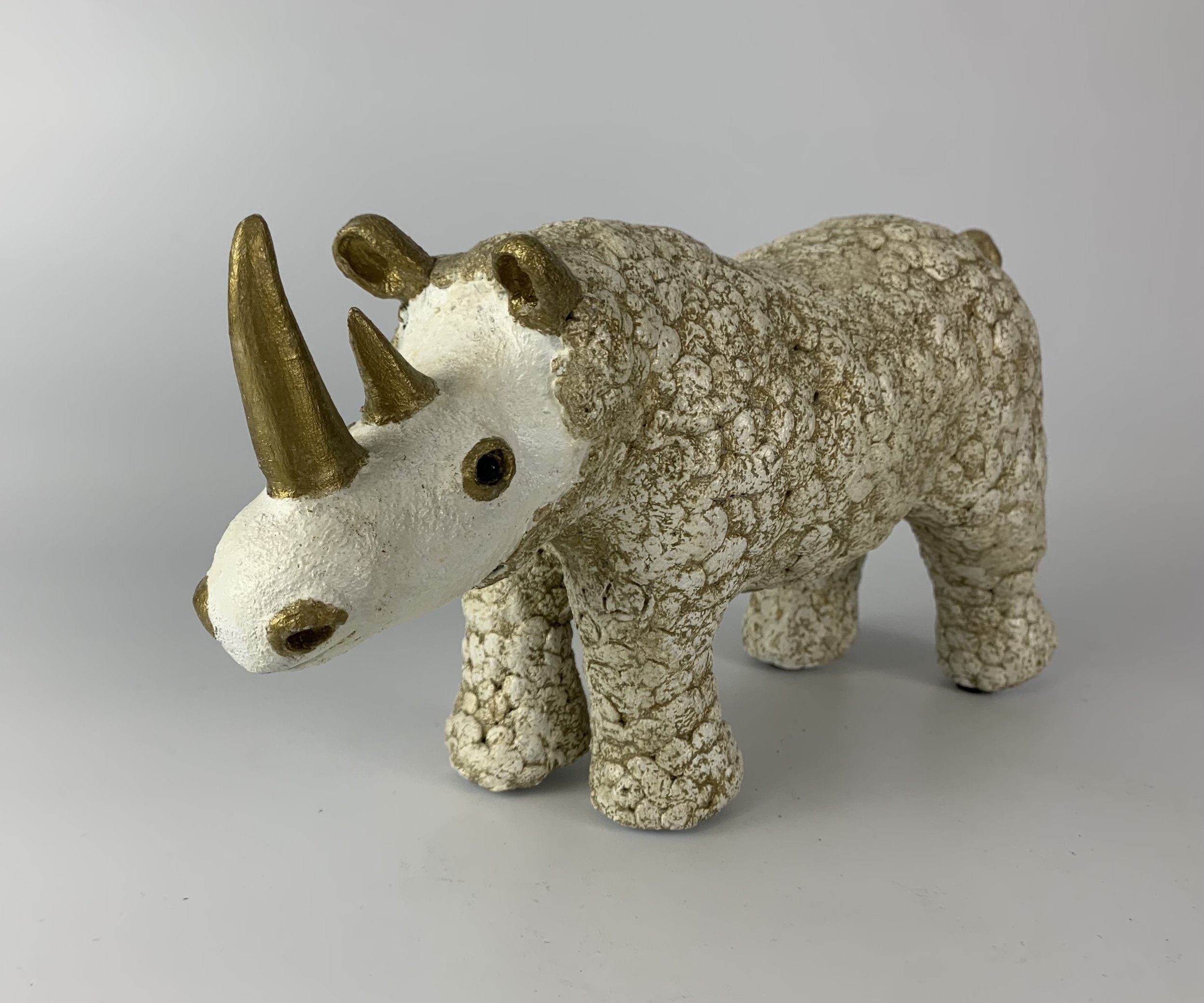 RHINO SUBLIMO
11" x 6" x 4"