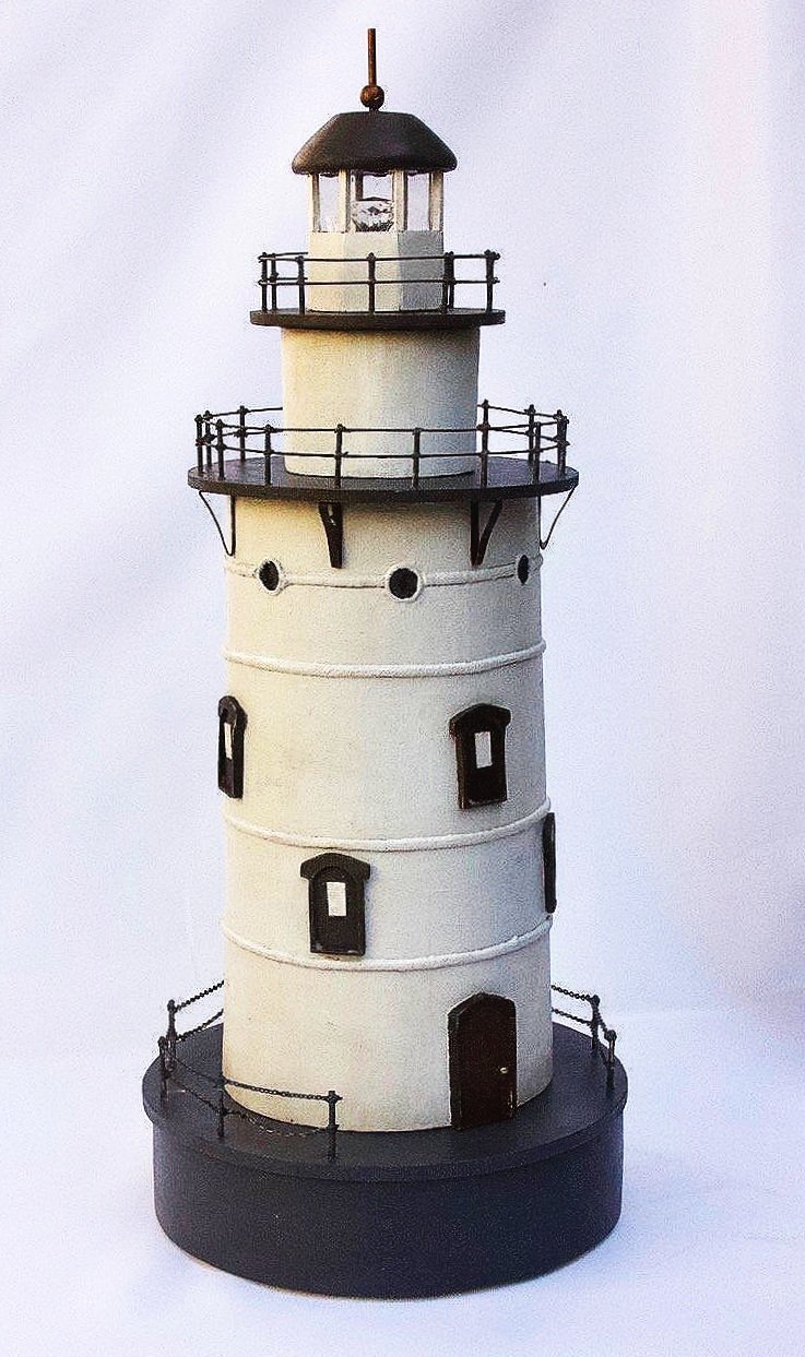 SAYBROOK LIGHTHOUSE
11" x 10" x 16"