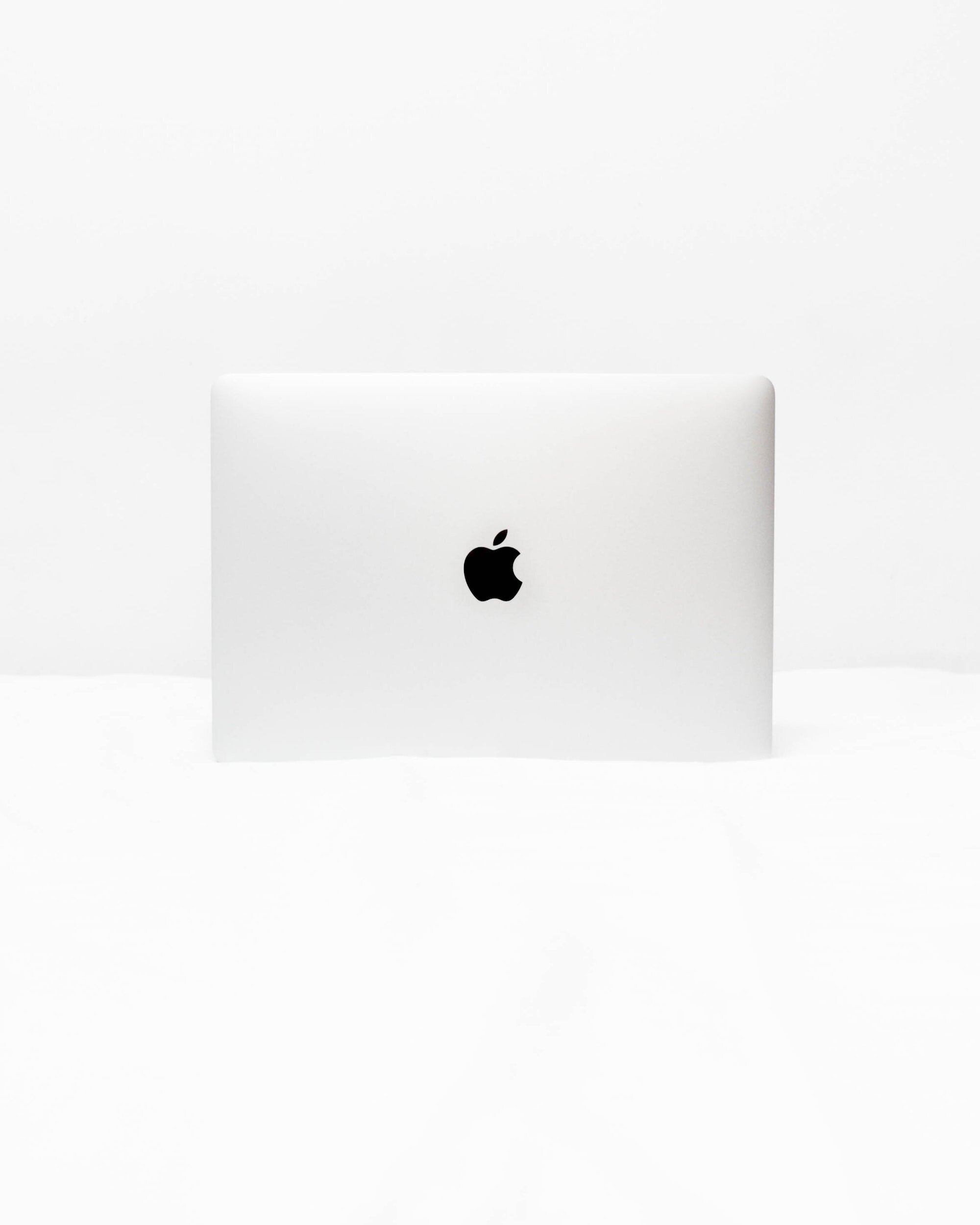 Logos that Pop: Secrets to Designing an Eye-Catching Logo