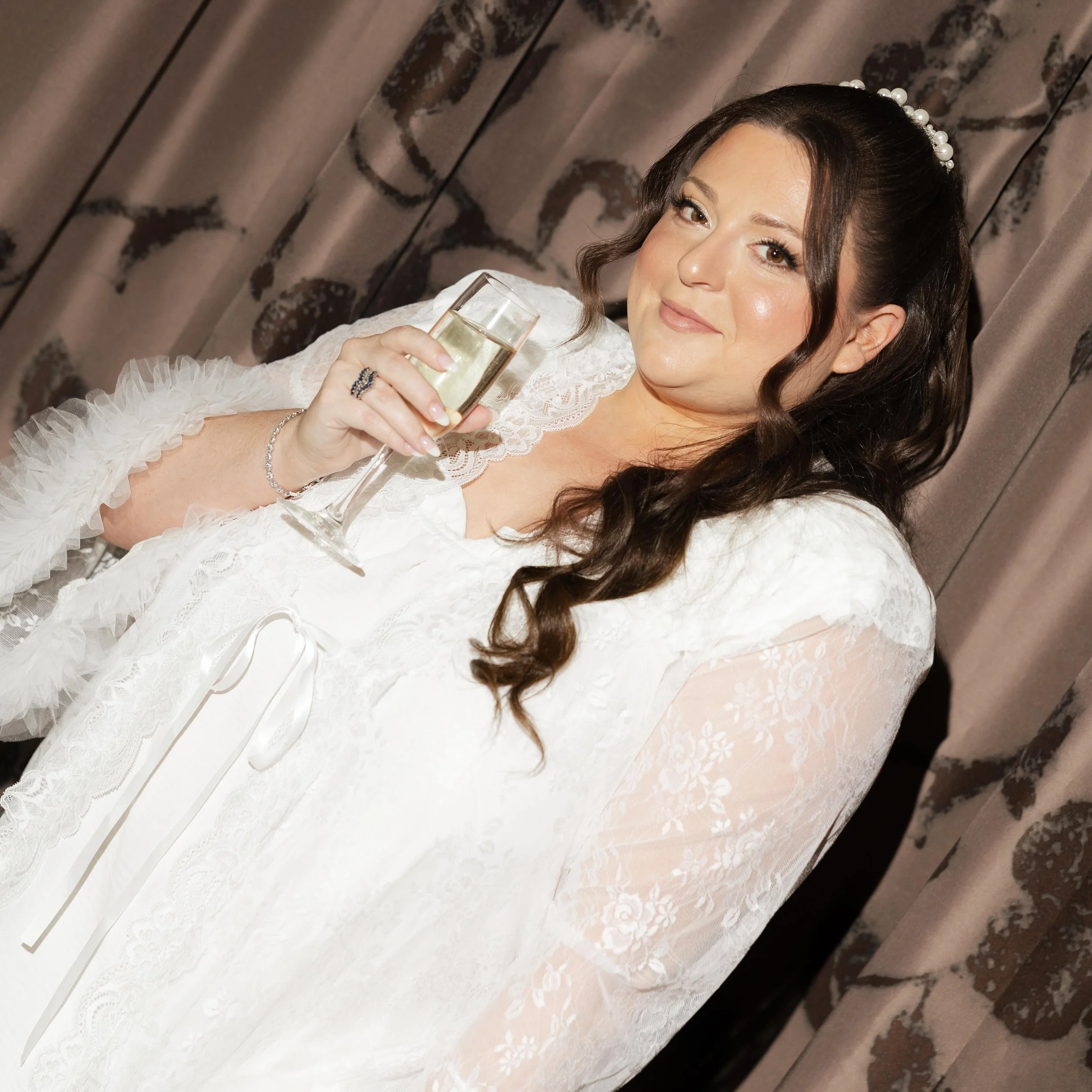 ✨MELANIE✨
.
.
Photo Credit: @maggiecollazophoto 📸
.
.
Bridal HMU: Katie &amp; Kelly 💋
Bridal Party HMU: Missy, Kaylyn, Katie &amp; Kelly 💋
