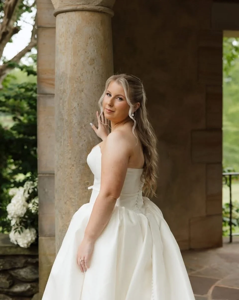 ✨MACKENZIE✨
.
.
Bridal HMU: Caroline &amp; Kaylyn 💋
Bridal Party HMU: Kaylyn &amp; Caroline 💋
.
.
Photo Credit: @alyssahope.photography 📸