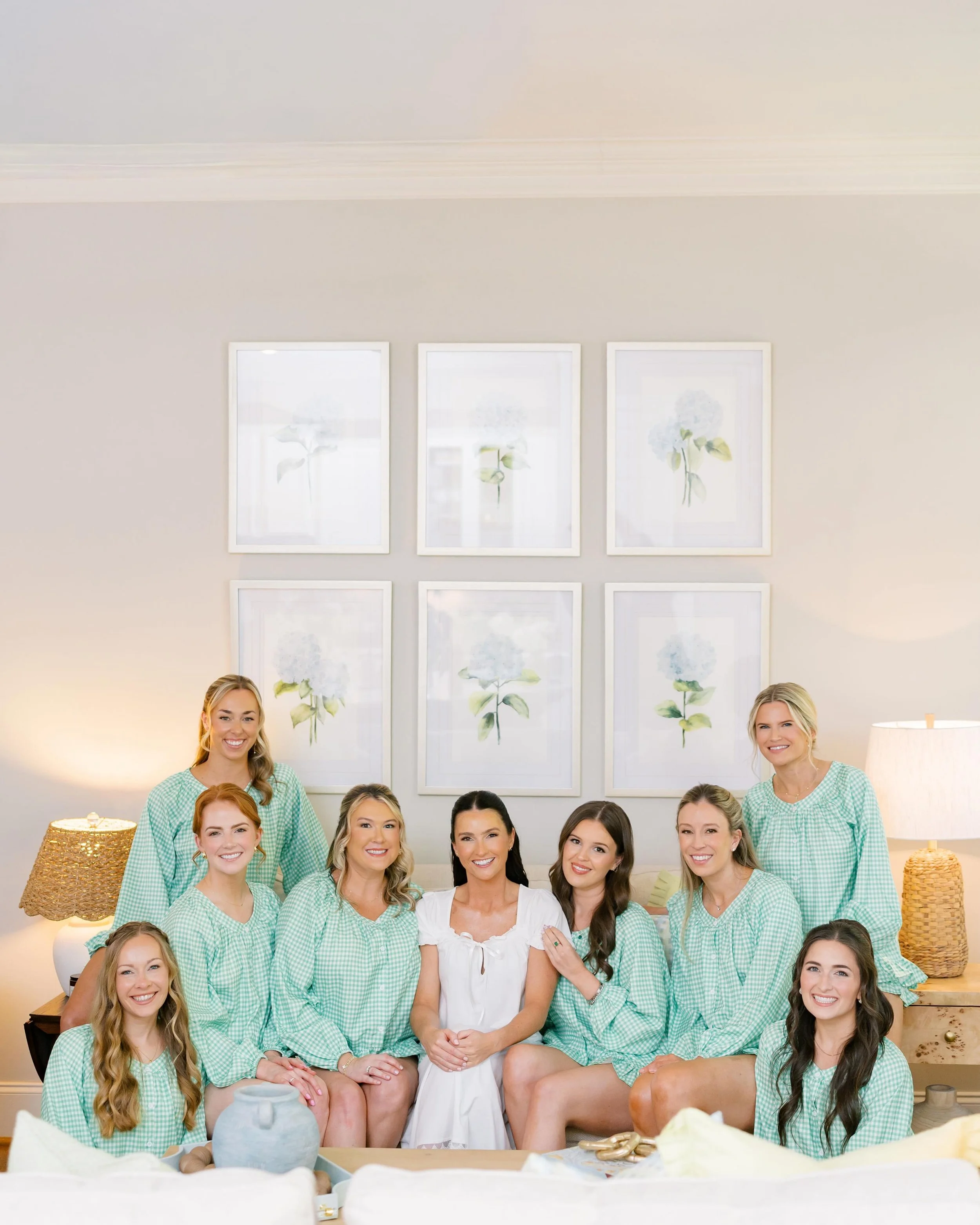 It&rsquo;s not just the stunning dress or the perfect venue; it&rsquo;s the love and laughter shared with your best girls! 🌸 
.
.
Bridal Party HMU: Missy, Kaylyn, Teaghan &amp; Maddie 💋
.
.
Photo Credit: @lizgroganphotography 📸

#BrideTribe #Weddi