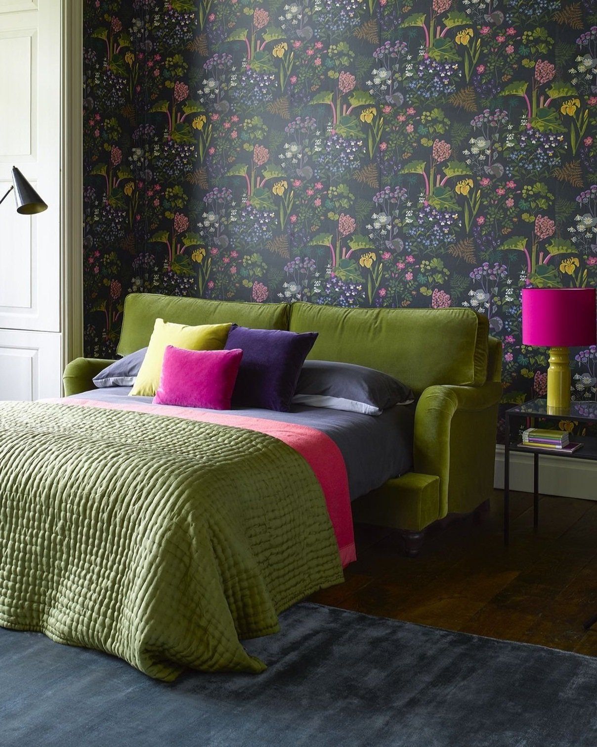 23 Brilliant Space-saving Tips & Tricks For A Small Bedroom — The Style