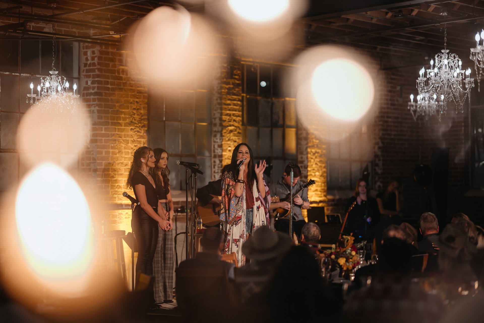 11-08-2022_Inspirato Amplified Event Sara Evans Country Music Dinner Concert Denver Colorado_Ryan Waneka_36.jpg