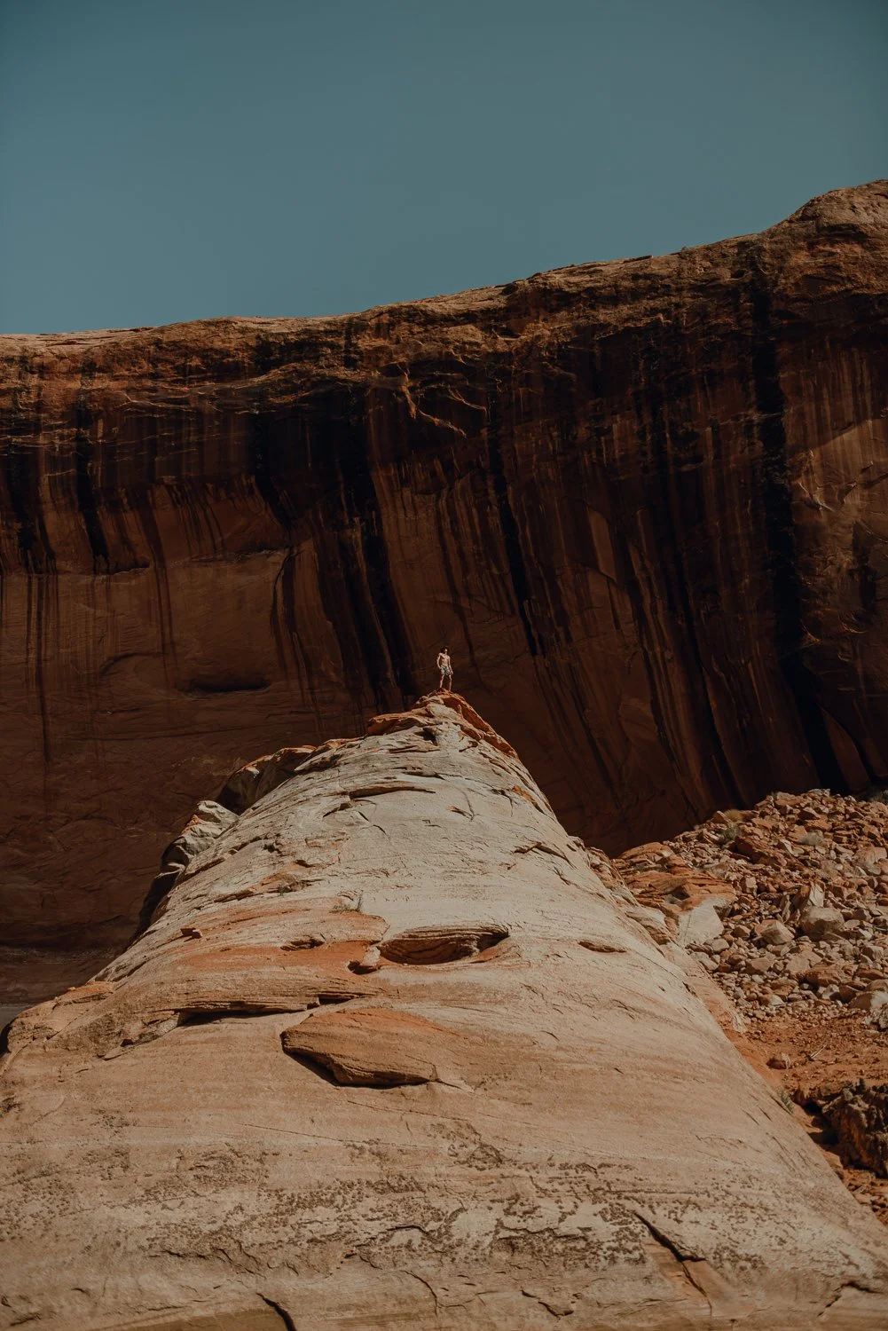 Professional adventure photography at Lake Powell, Utah - lifestyle portrait
