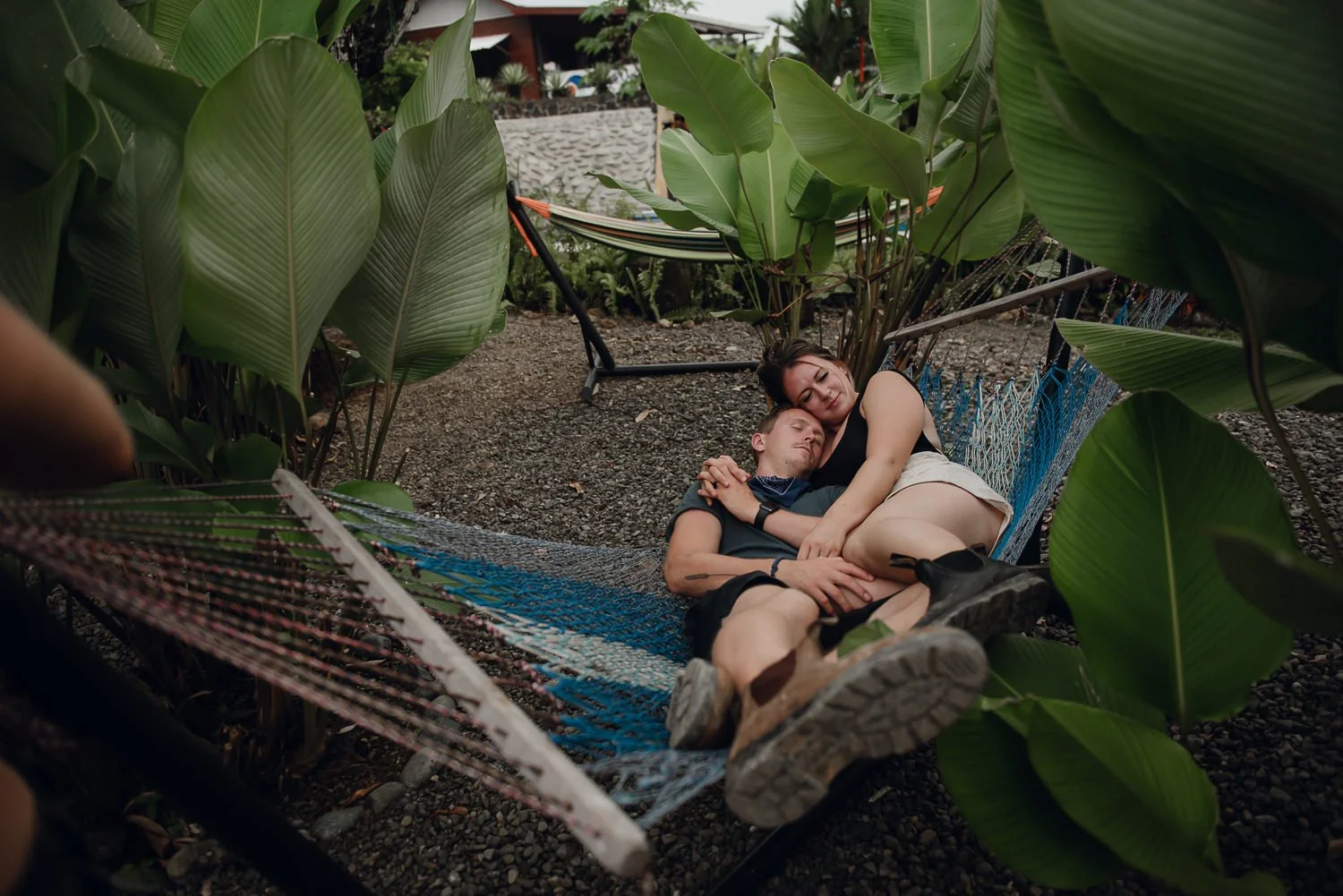 Travel photography of a couple in a hammock in Uvita, Costa Rica