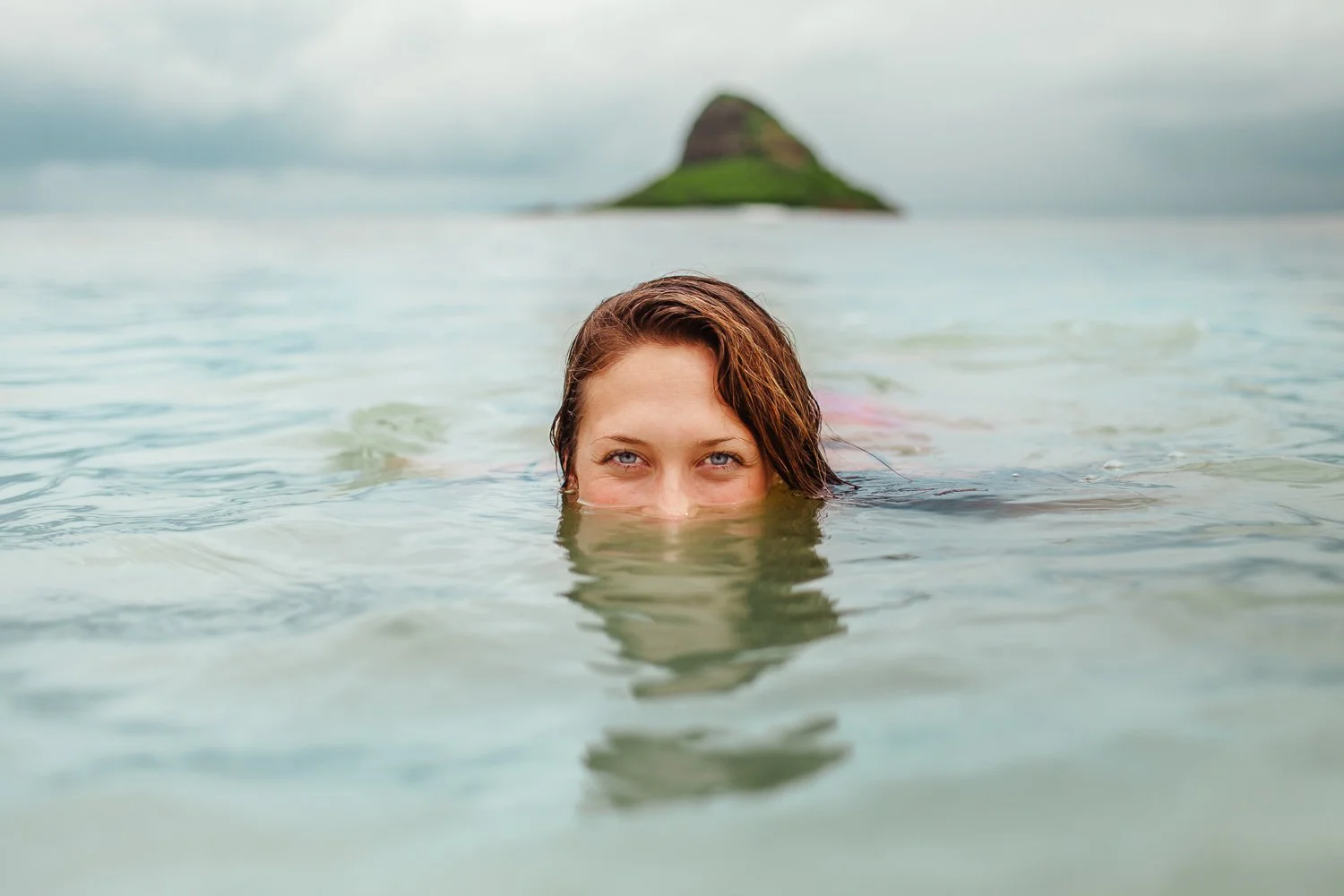 Professional travel photography in Oahu, Hawaii - lifestyle portrait