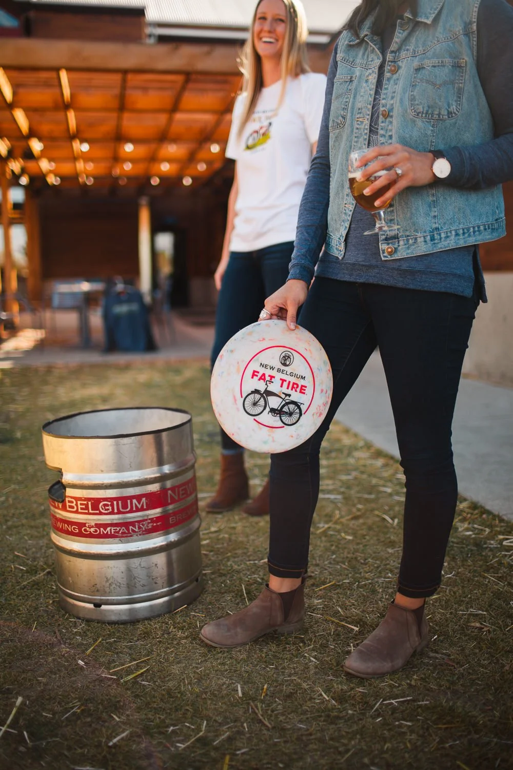 Brand Photography of New Belgium Brewing Company - lifestyle portrait frisbee can jam yard game