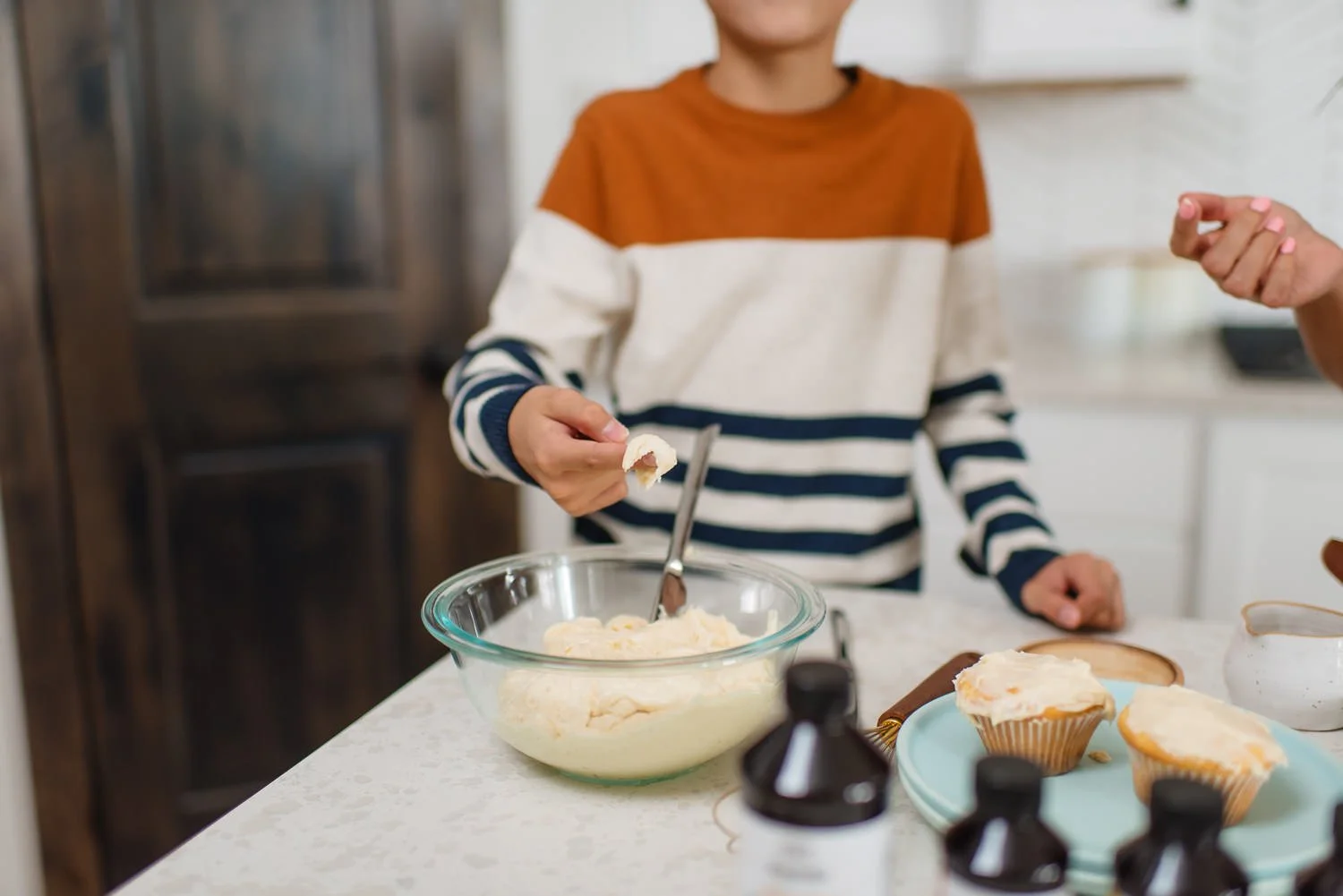 Professional product branding photography for Rodelle Vanilla in northern Colorado - Lifestyle family portrait baking