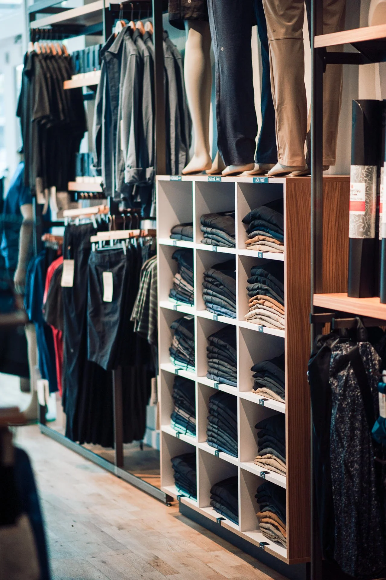 Lululemon Storefront Athletic Wear Brand Fort Collins Colorado Ryan Waneka Photography_7.jpg