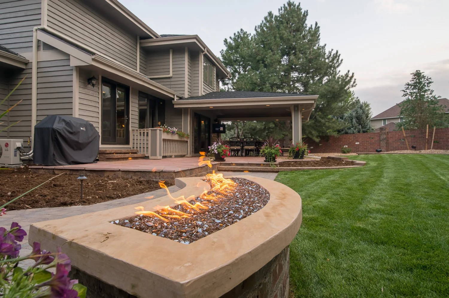 RyanWanekaPhotography_Landscaping_RealEstate_AllTerrain_Patio1_41.jpg