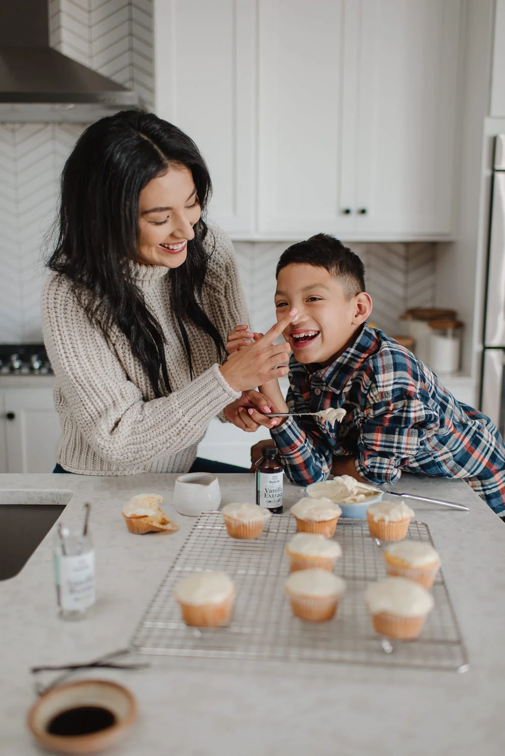 Professional product branding photography for Rodelle Vanilla in northern Colorado - Lifestyle family portrait baking