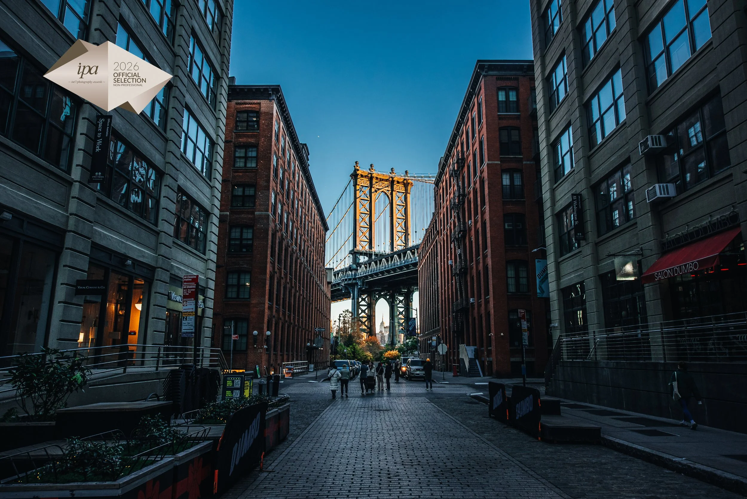 Gateway to Manhattan.jpg
