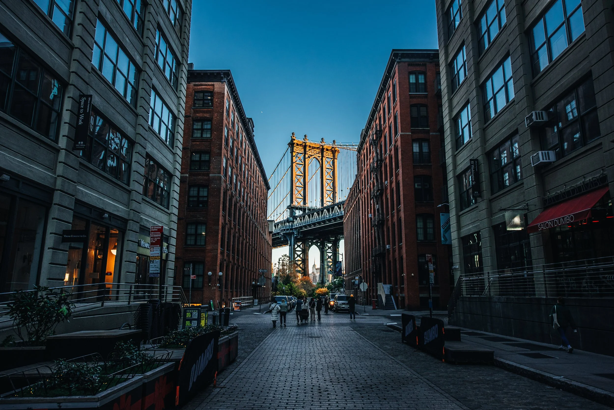 The Gate to Manhattan.jpg