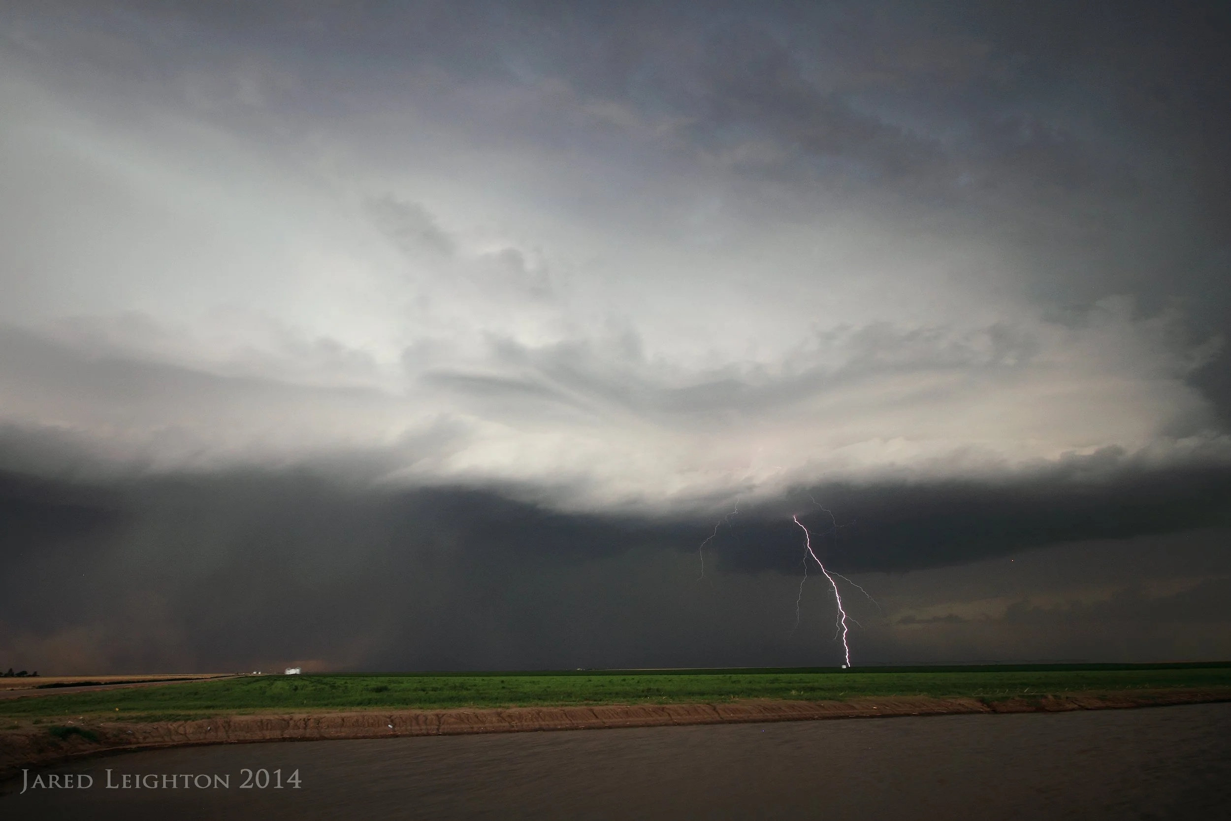 Lightning from a weakly rotating storm near Leoti, Kansas