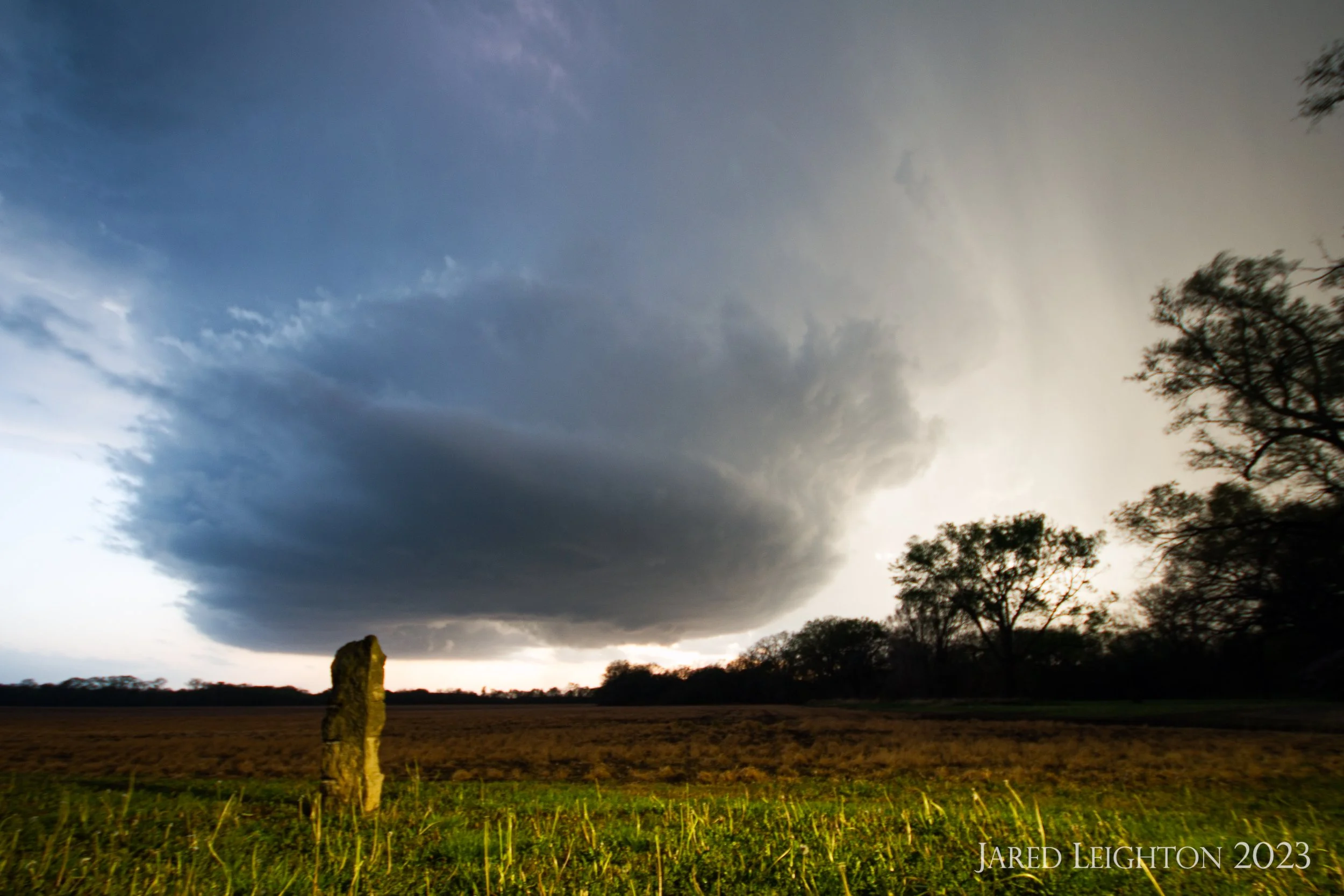 Strong supercell seconds away from producing a tornado just west of Cottonwood Falls