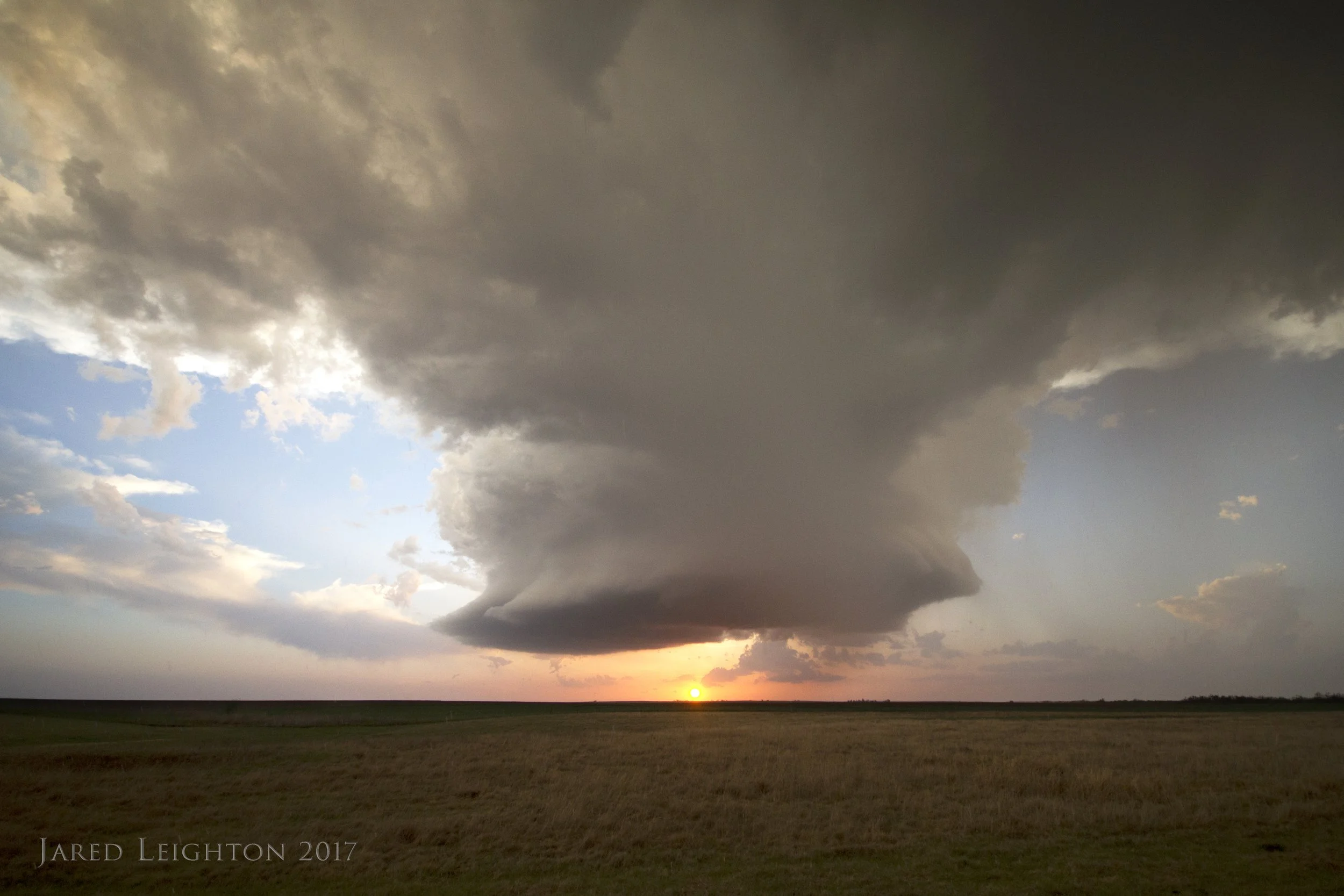 Low precipitation supercell near Coldwater, Kansas