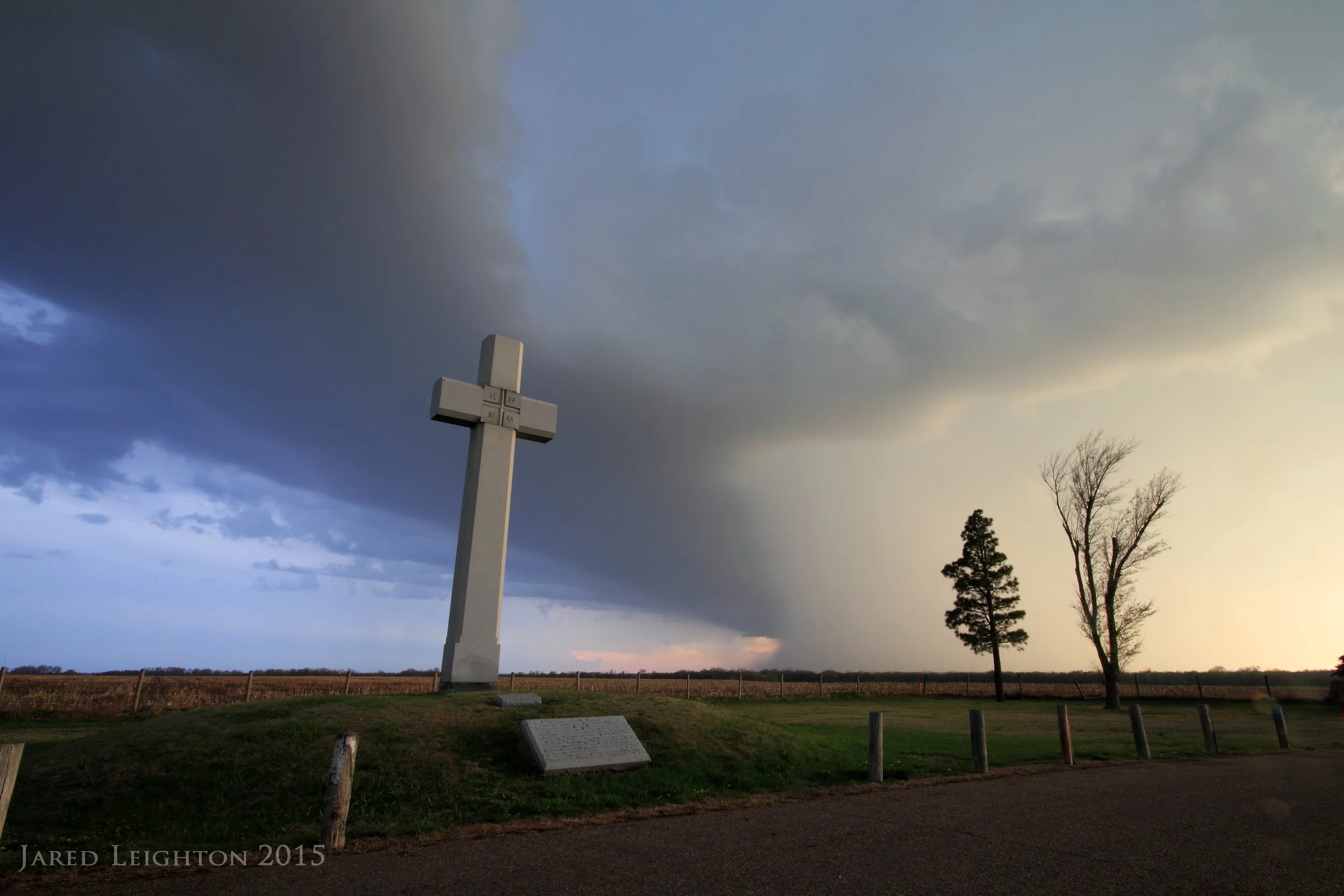Marginal supercell taking form near Ellinwood, Kansas