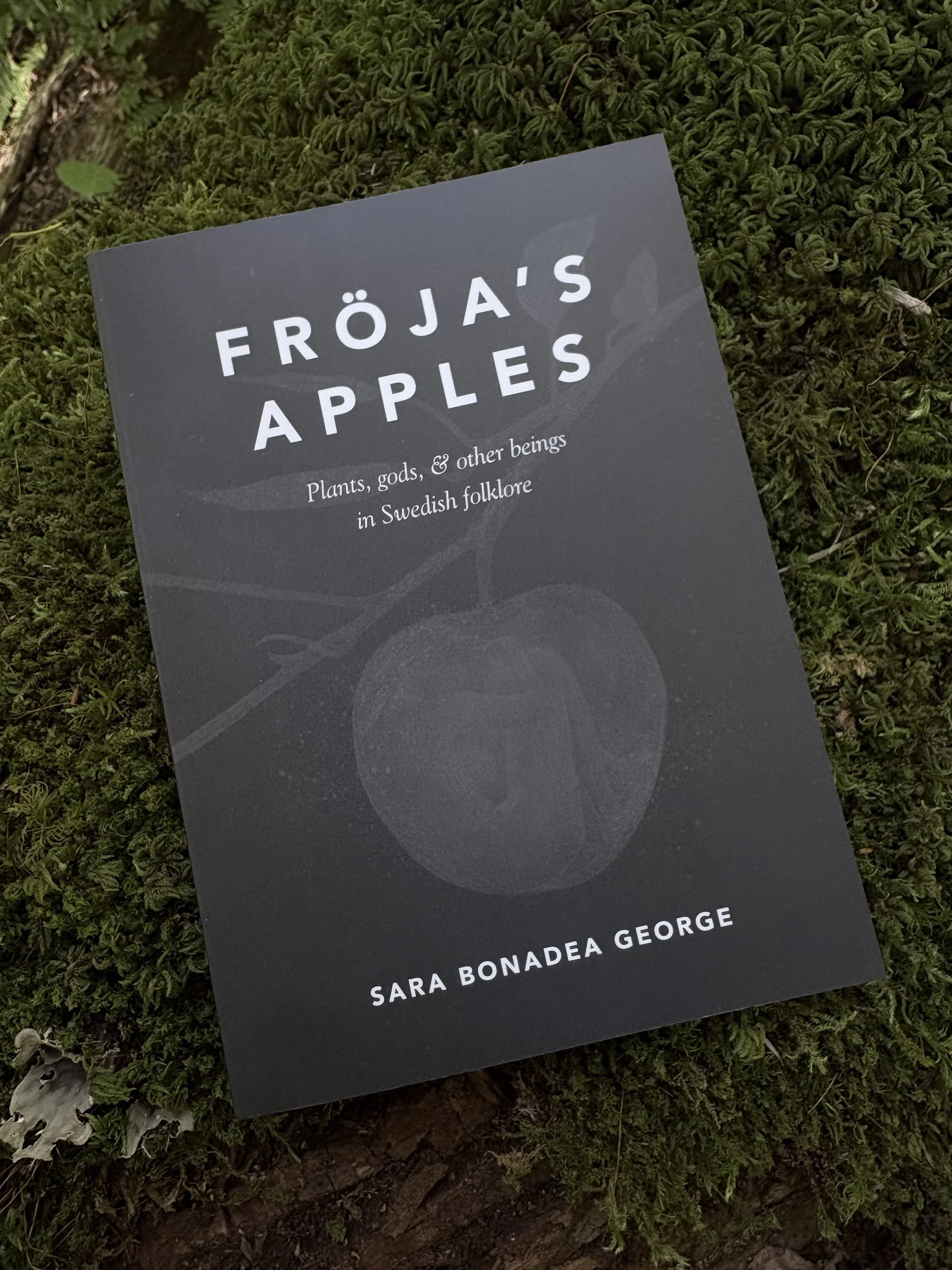 Cover of the book "Fröja's Apples"