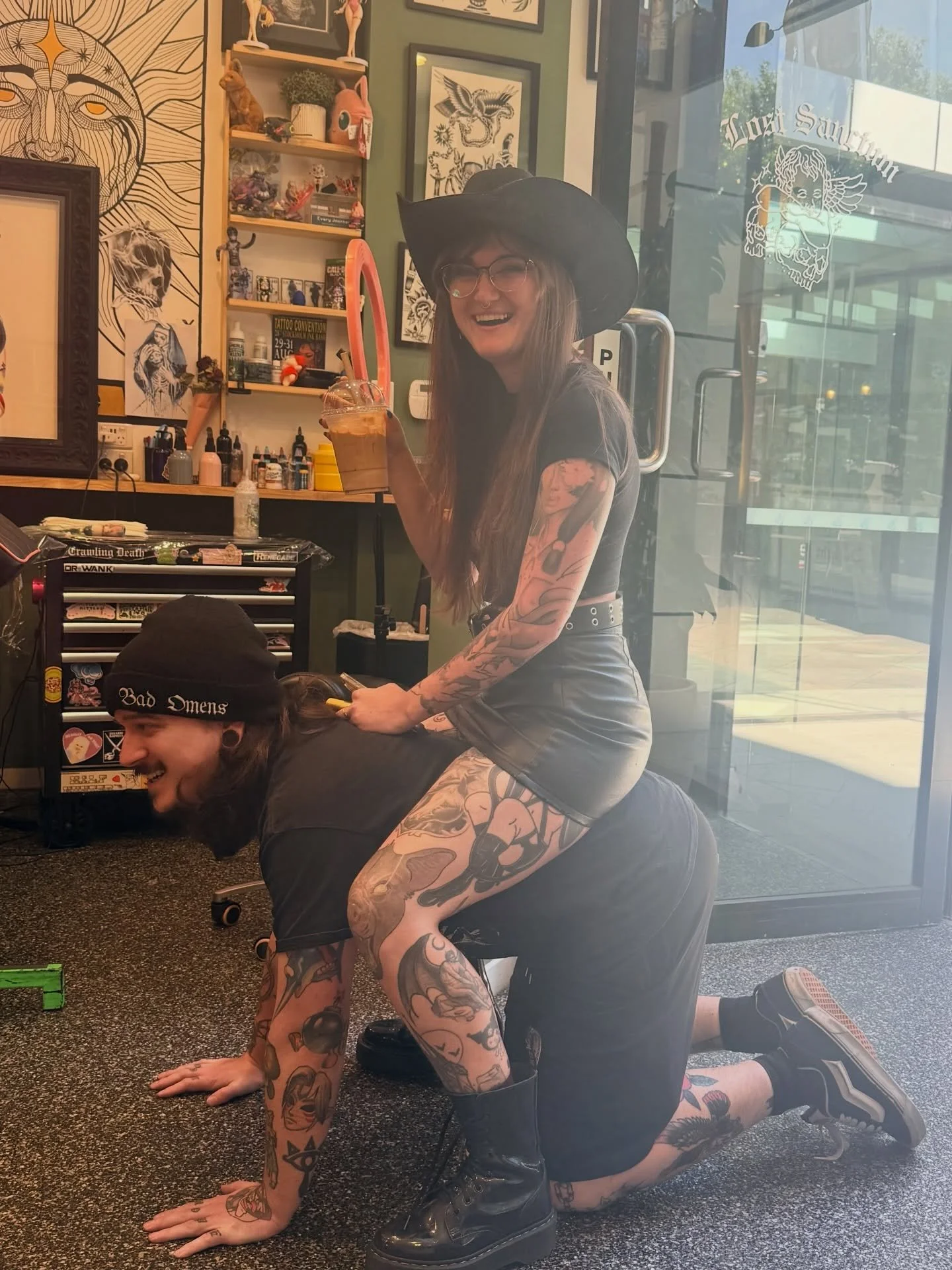 Lost Sanctum Tattoo &amp; CO!!! Tat Shack Shenanigans 🤙