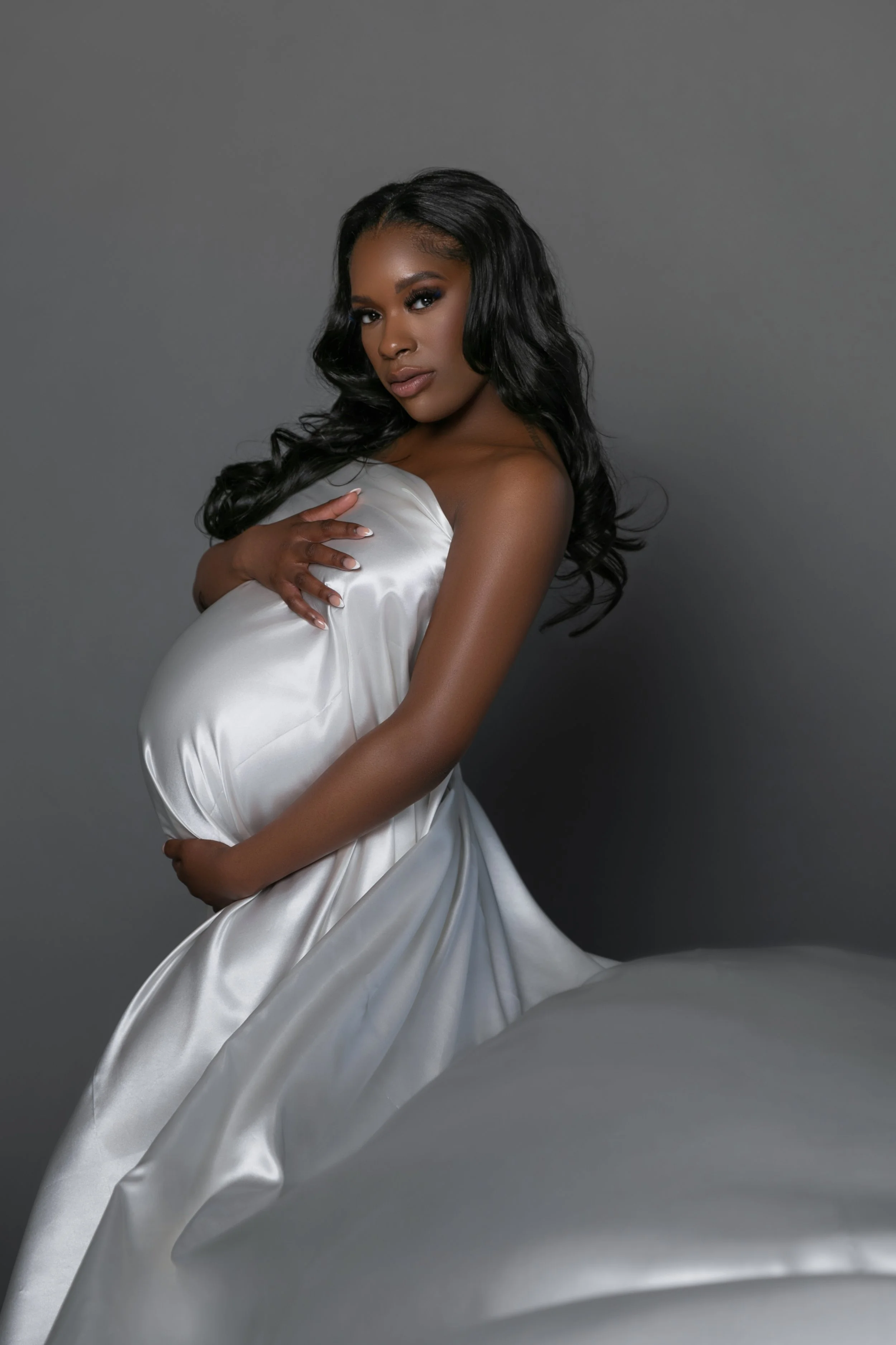 Lexi-michael-maternity-chicago-boudoir-emily-gualdoni-photography-00028.jpg