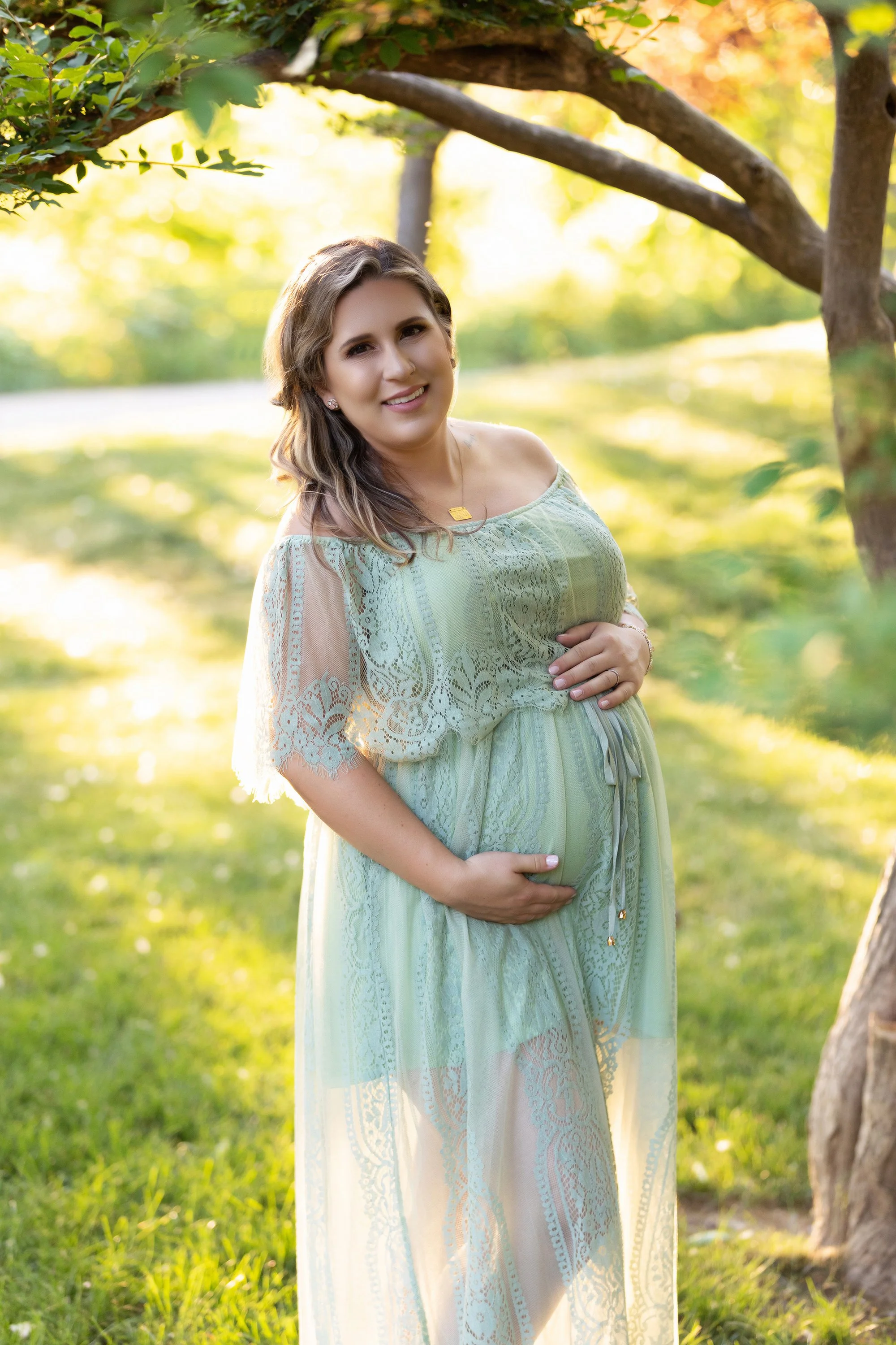 danielle-gabe-chicago-maternity-photos-emily-gualdoni-photography-0007.jpg
