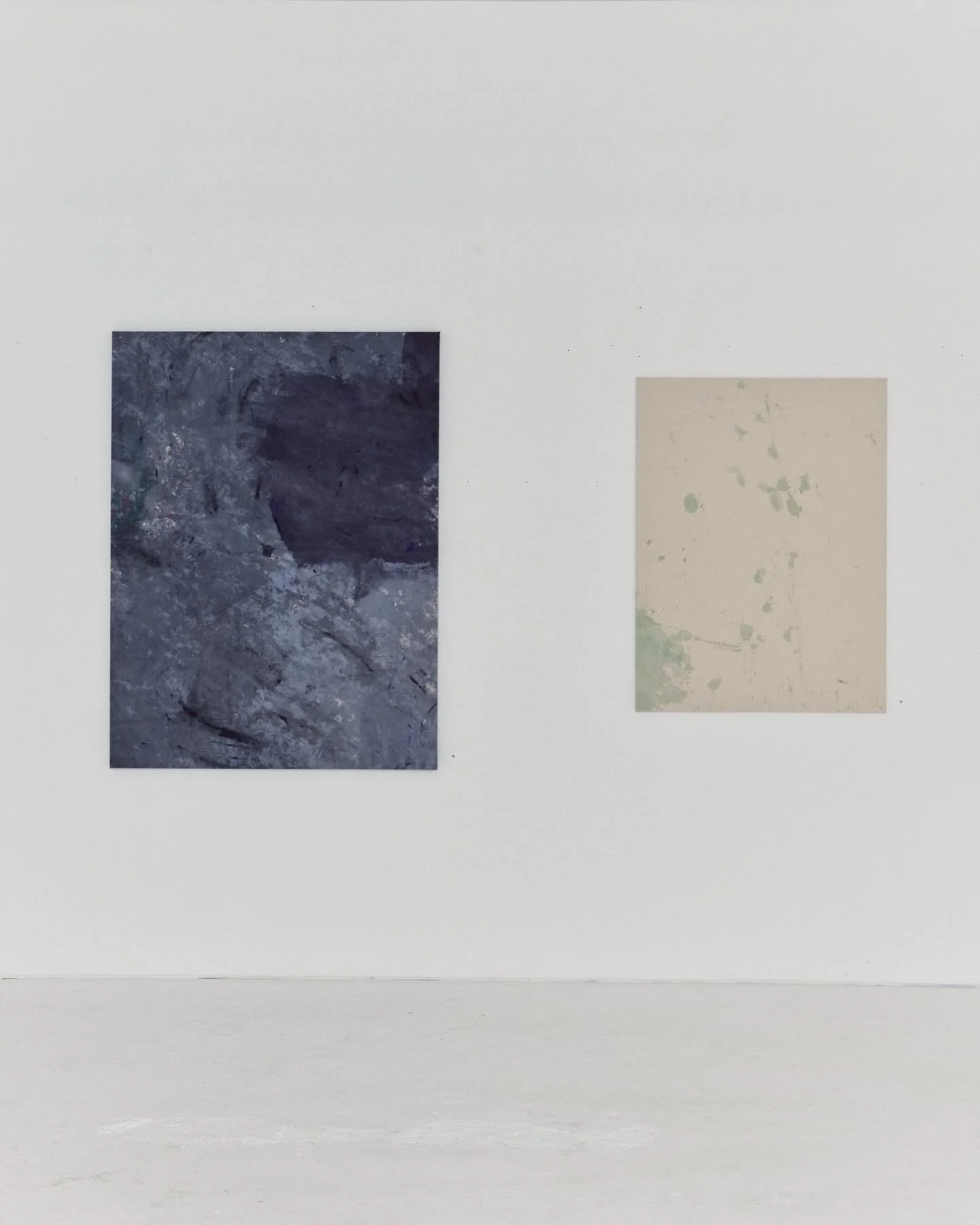 Installation view of Sara Mugnes solo exhibition &lsquo;WHY PAINT&rsquo;. Thank you to @kane_lehanneur for capturing the show. Congratulations @saramugnes !!! 

Show Notes; This new body of work continues Mugnes&rsquo; thoughtful exploration of paint