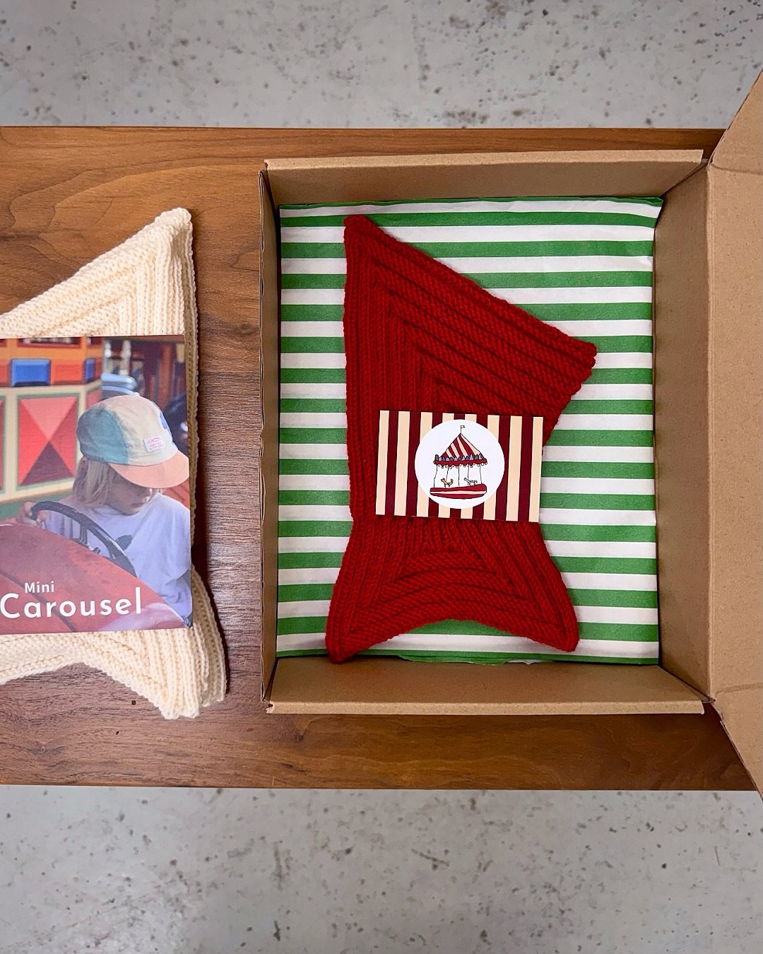 Bonnets loved near, &amp; far&hellip; this one is making its way to Iceland! 🛷❄️❤️

We have some grey &amp; red back in stock this weekend, the last bonnet restock of the year! 

#pixiebonnets #knittedbonnet #handknittedbonnet #babybonnets #merinowo