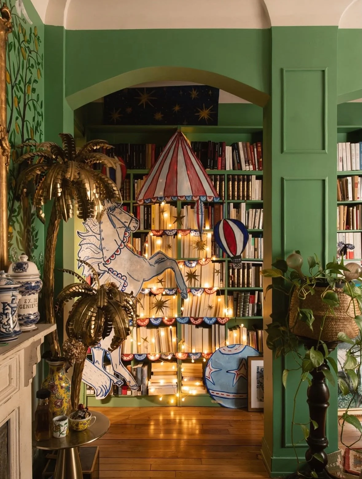 In honour of the year of the horse 🎠, a carousel of some carousel inspirtaion saves! 

Symbols of momentum, movement &amp; energy 💫 🎠

#yearofthehorse #newyear #carousel #carouselhorses