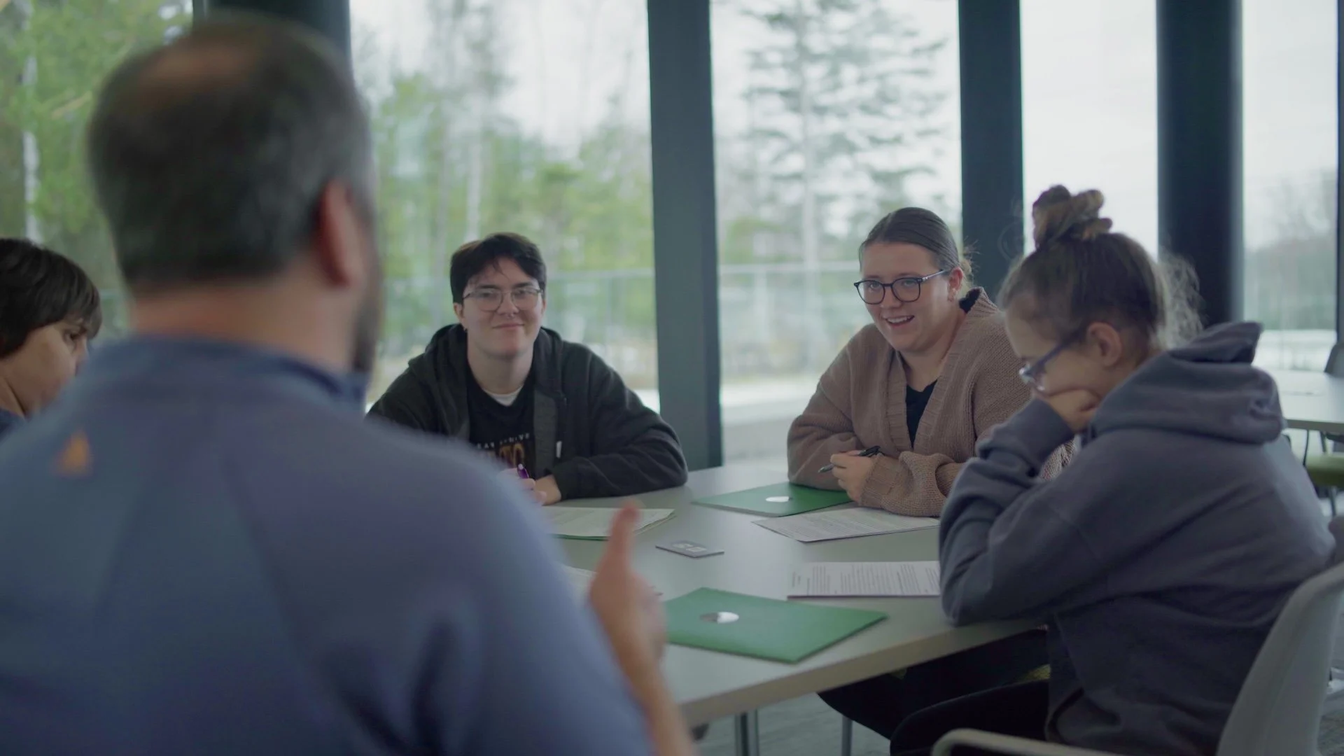 5 Ways to Become an Active Listener in 2025