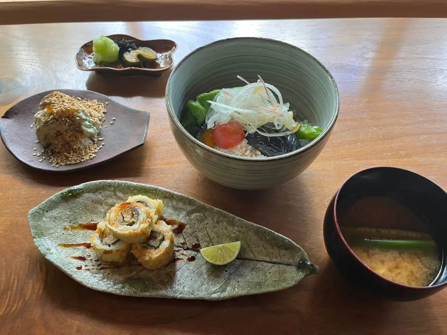 新しいお昼メニューのご案内
