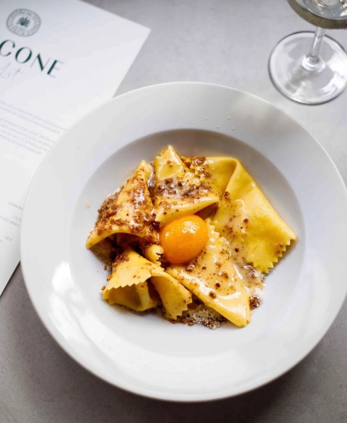 The @bancone.pasta Original Silk handkerchiefs with walnut butter and confit egg yolk. With three variations&hellip; Which would you choose?
1. The OG
2. Upgrade with fresh truffle shavings
3. Silk handkerchiefs &lsquo;carbonara&rsquo;