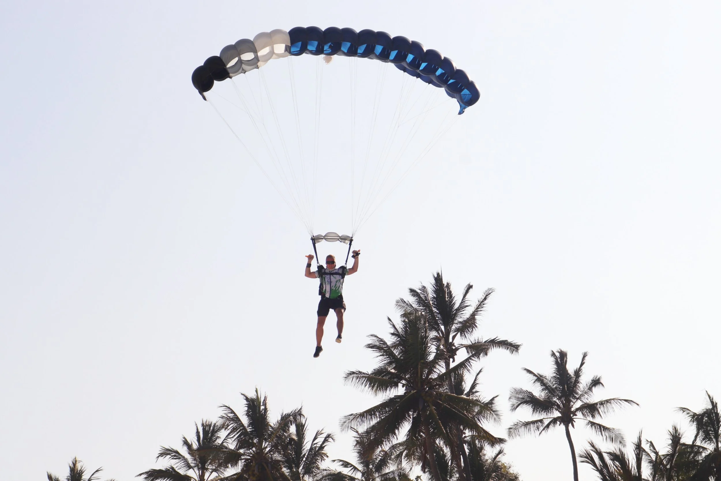 Diani Regata parachute landing.jpeg