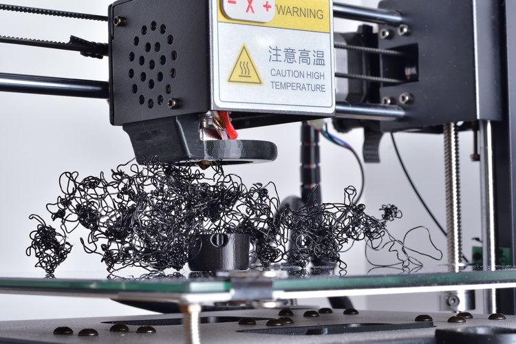 Comment régler le plateau de son imprimante 3D ? — La Nouvelle École
