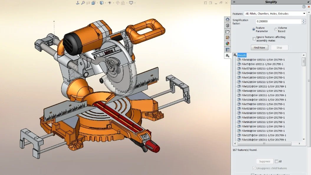 Modélisation CAD d'une scie circulaire électrique orange avec diverses pièces et outils de mesure