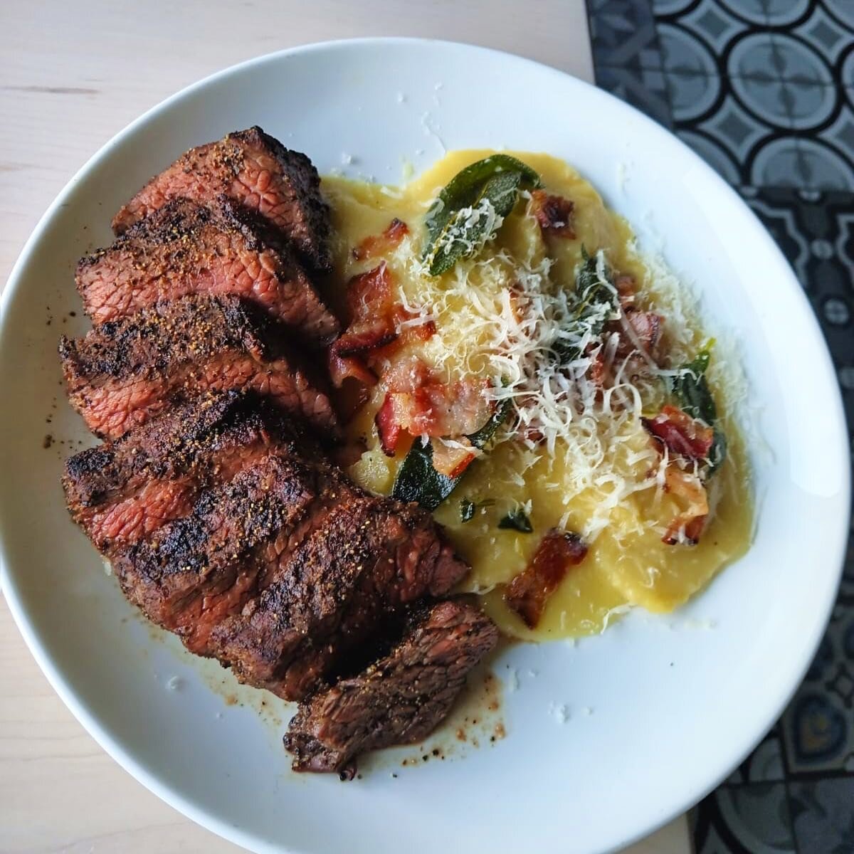 Can you name a better duo?? Pumpkin ravioli with chargrilled short ribs is the perfect fall dish. Only at Archie&rsquo;s 
#archiegrand #dontbeaveragebegrand