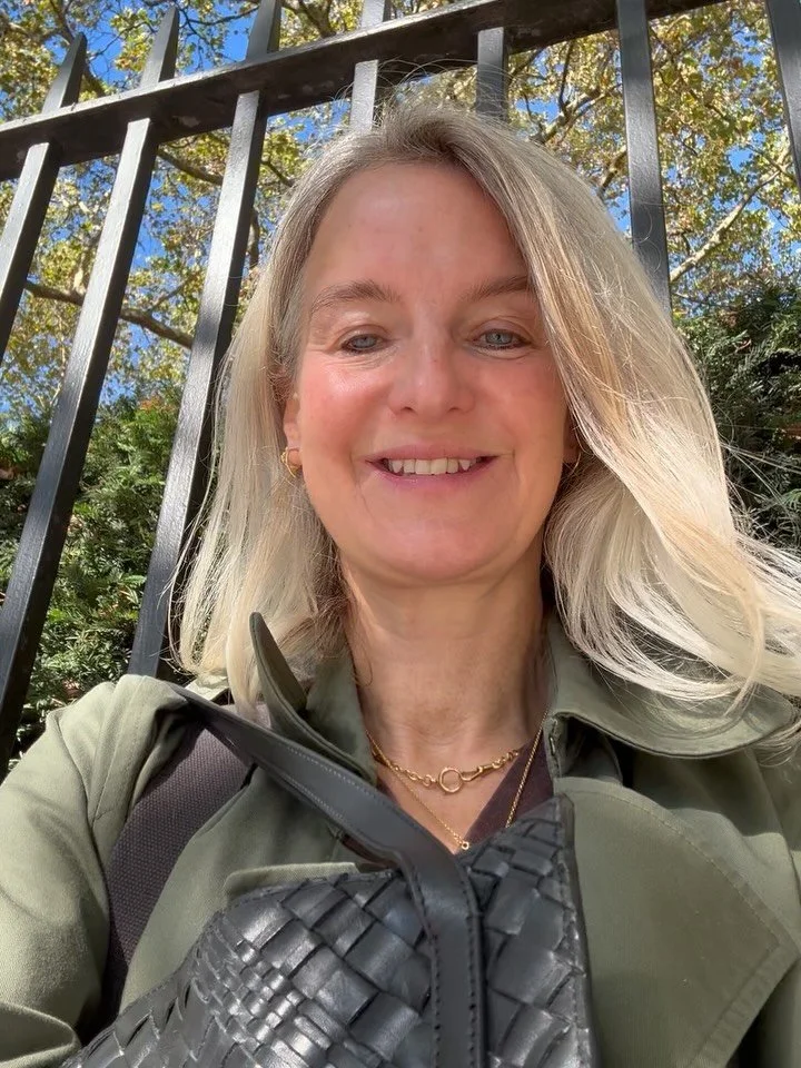 A moment in the October sun after my morning at @thesavoylondon with @coravin speaking to 50 of the industry&rsquo;s best sommeliers about hospitality leadership and the idea of the ***accidental leader***

So many of us in hospitality become manager